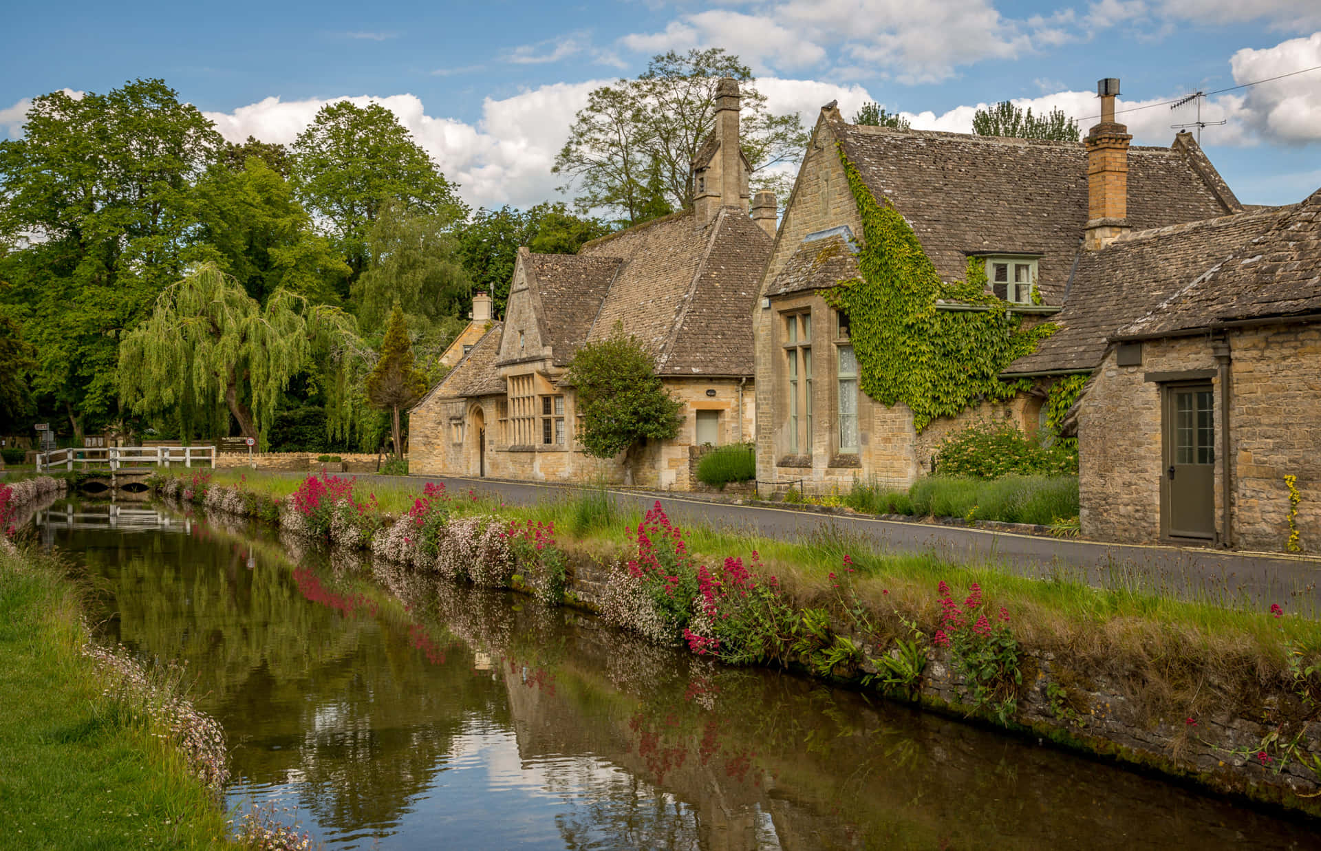 Pemandangan Panoramik Katedral Gloucester Wallpaper