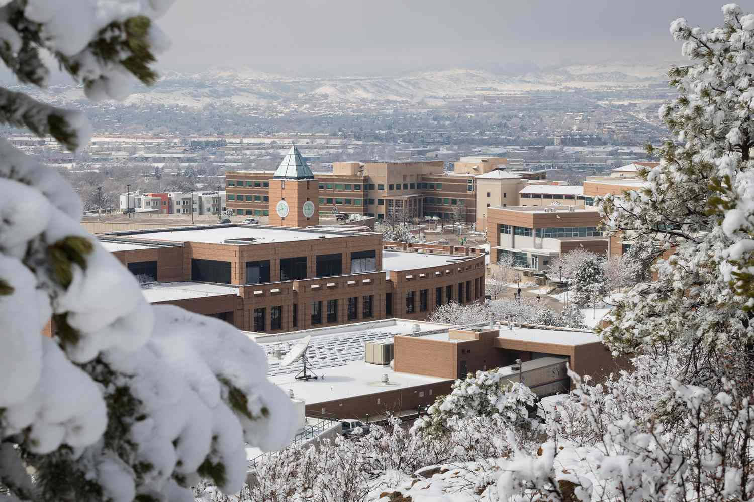 Panoramic View Of The University Of Colorado Campus Wallpaper