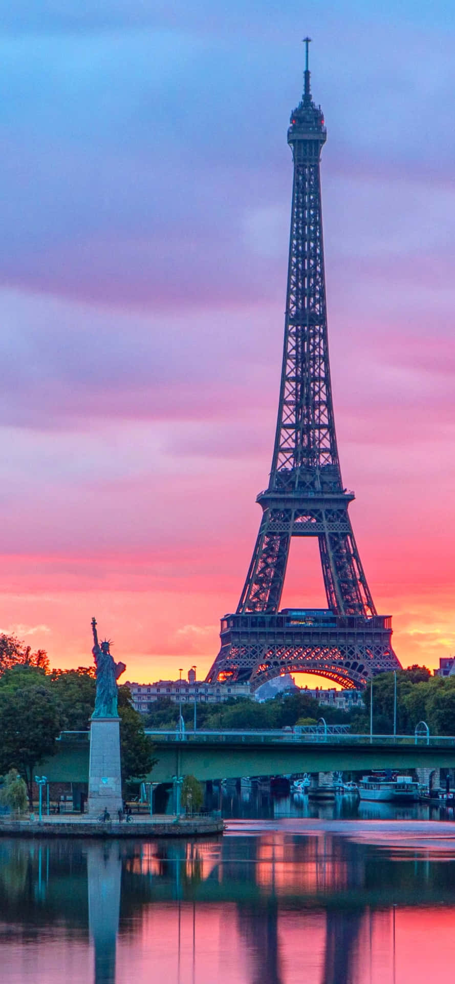Lahermosa Ciudad De París, Francia.