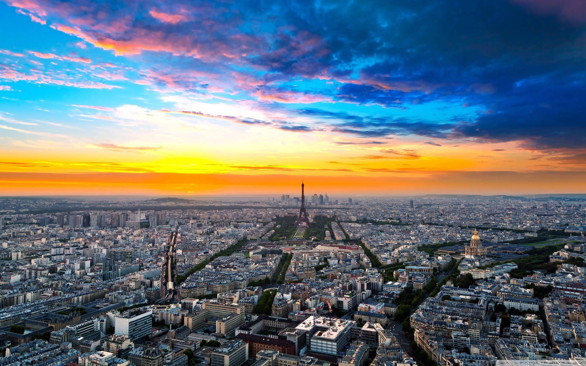 Paisagemurbana Do Pôr Do Sol Em Paris Papel de Parede