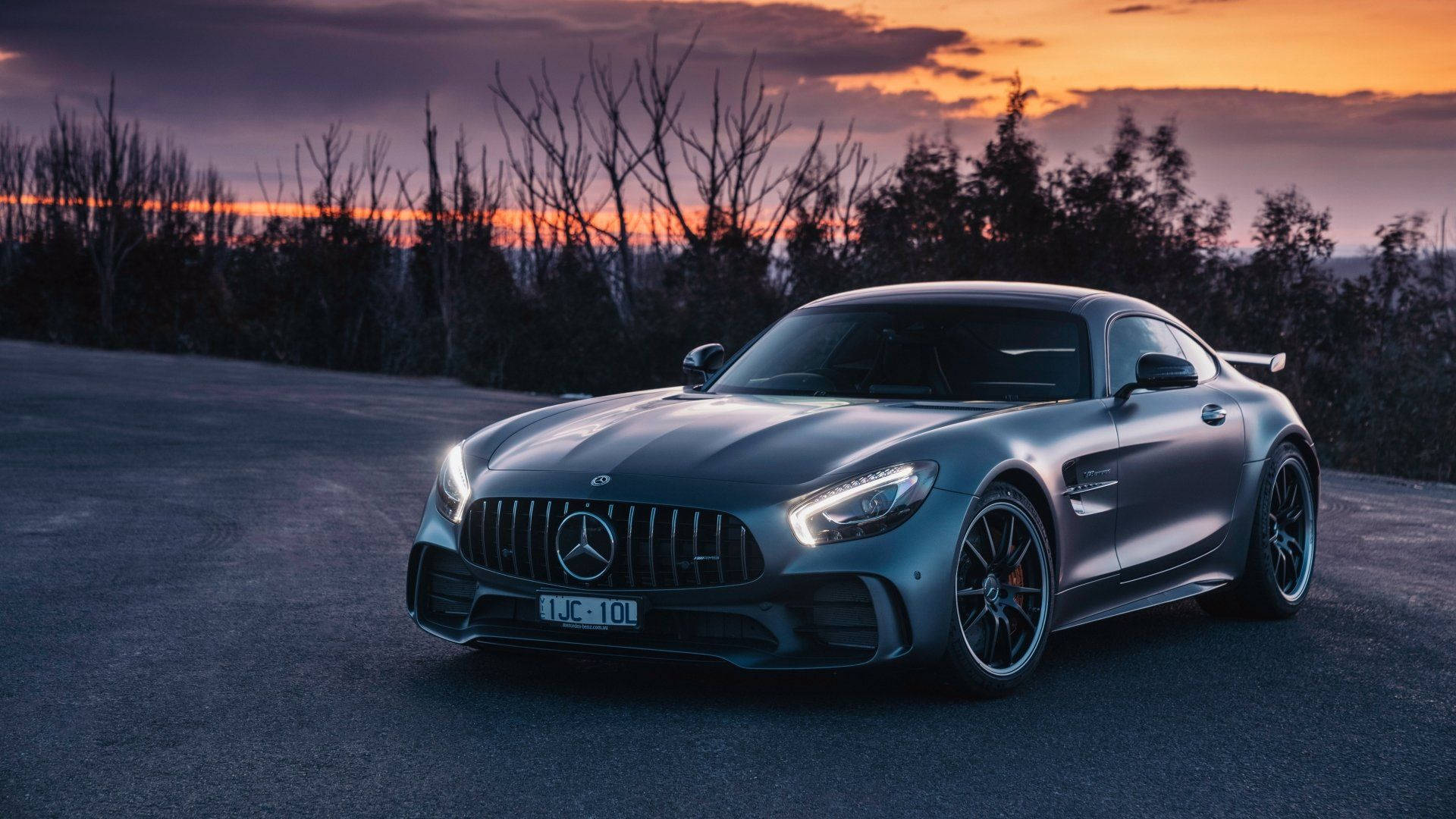 Caption: Majestic Mercedes AMG GTR Poised for Thrills Wallpaper