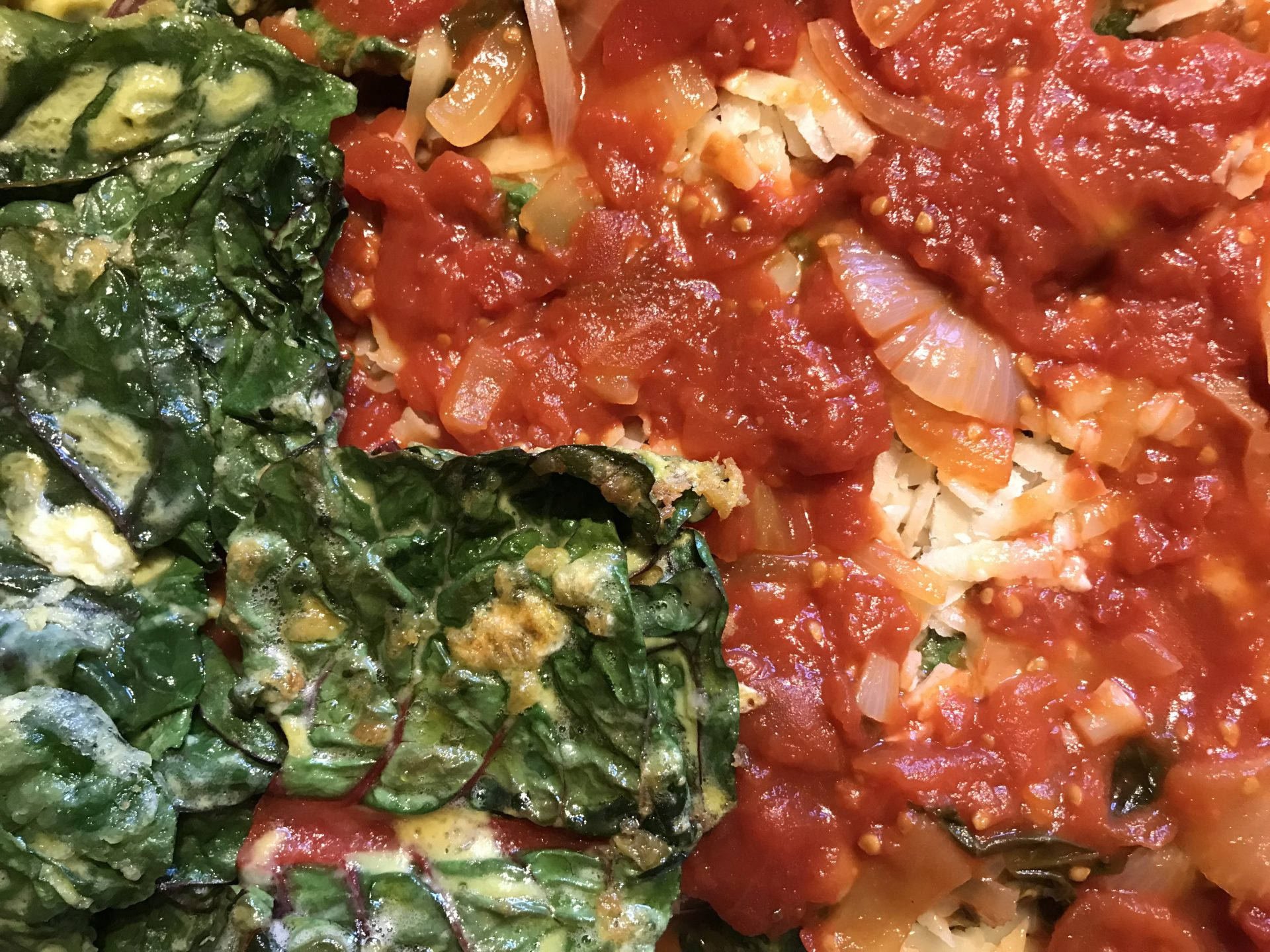 Parmigiana Tomato Sauce Leafy Vegetables Wallpaper
