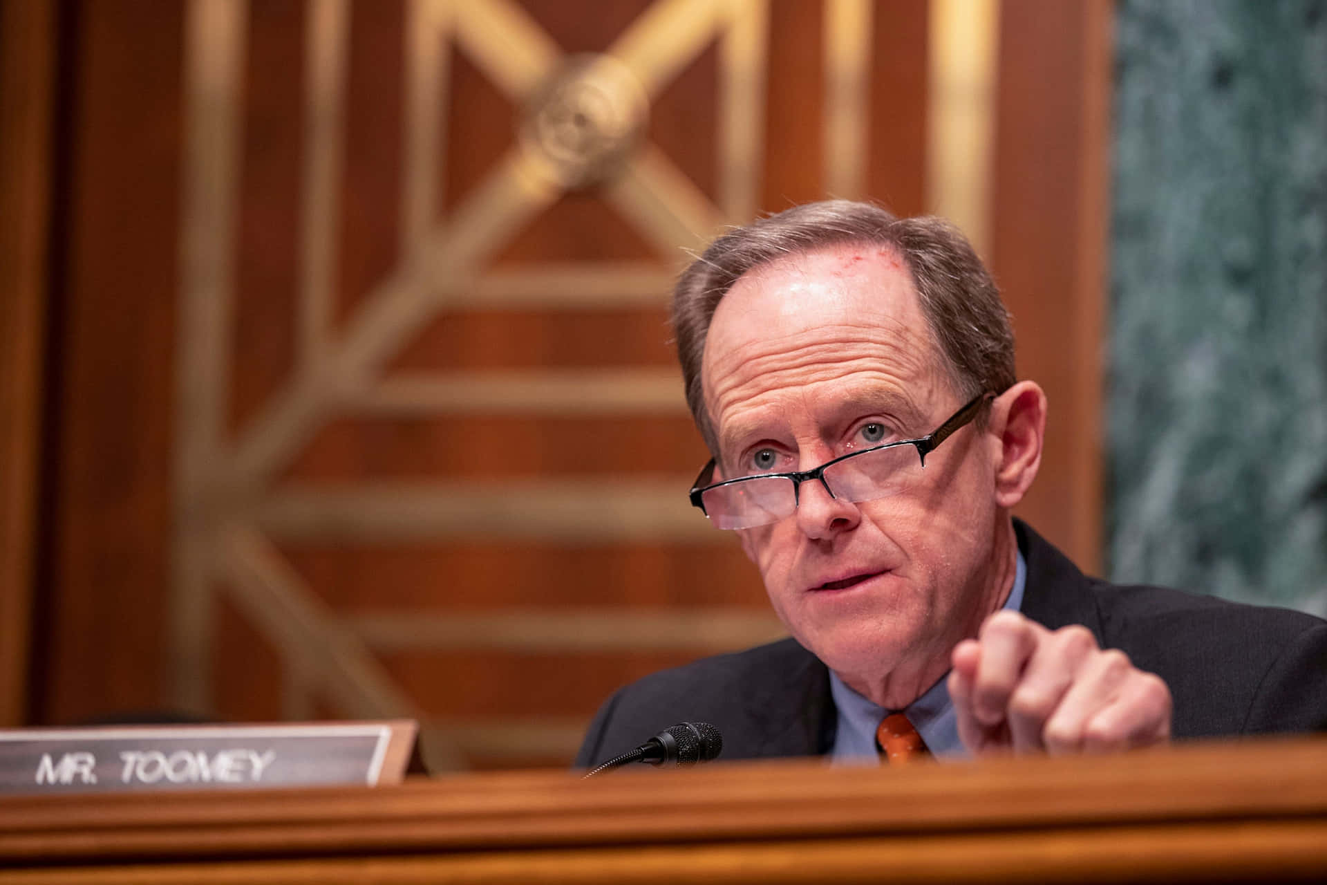 Pat Toomey Talking During Committee Background