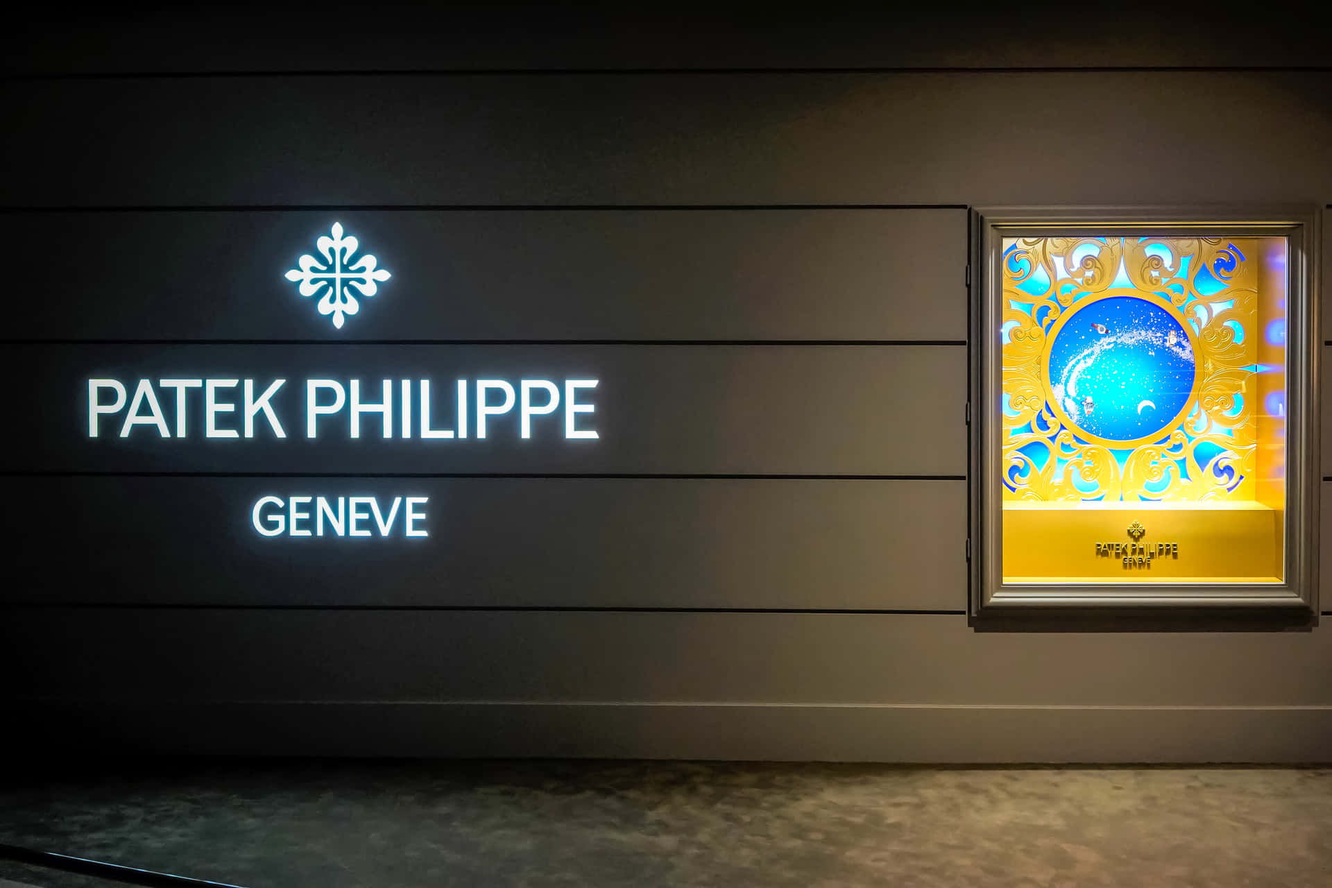 Patek Philippe Boutique Celebration Blomstermønster: Wallpaper