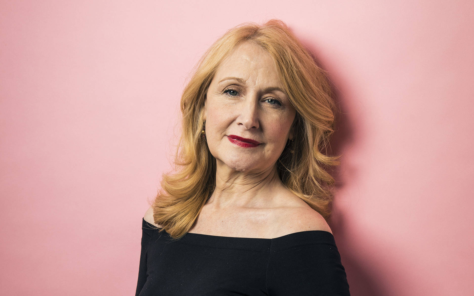 Patricia Clarkson In A Pink Room Wallpaper