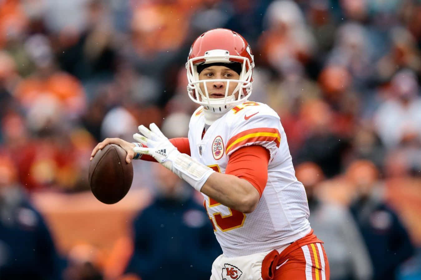 Patrickmahomes Coola Snapshot På Sports Authority Field. Wallpaper