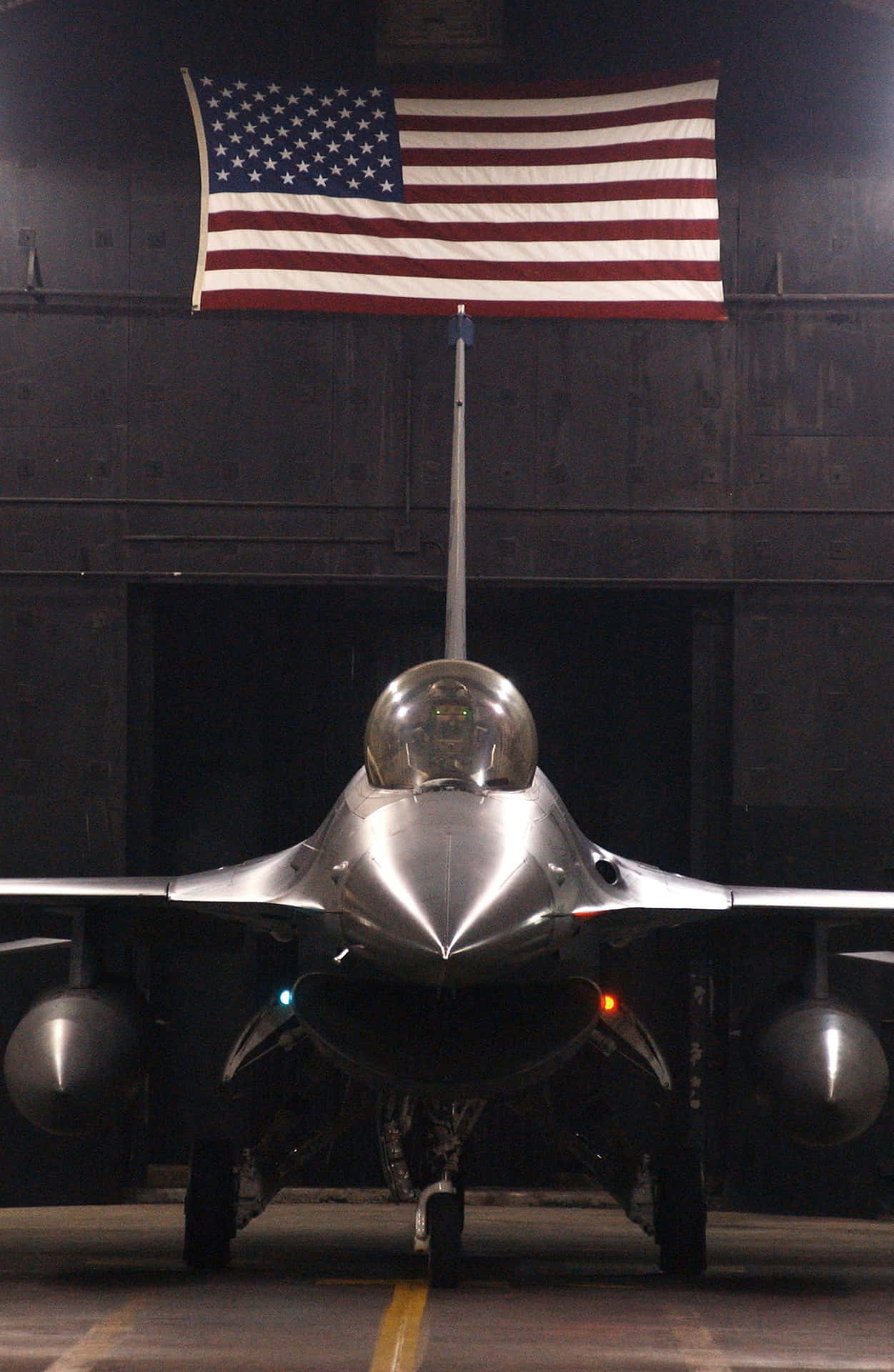 Patriotic Military General Dynamics F 16 Fighting Falcon Wallpaper