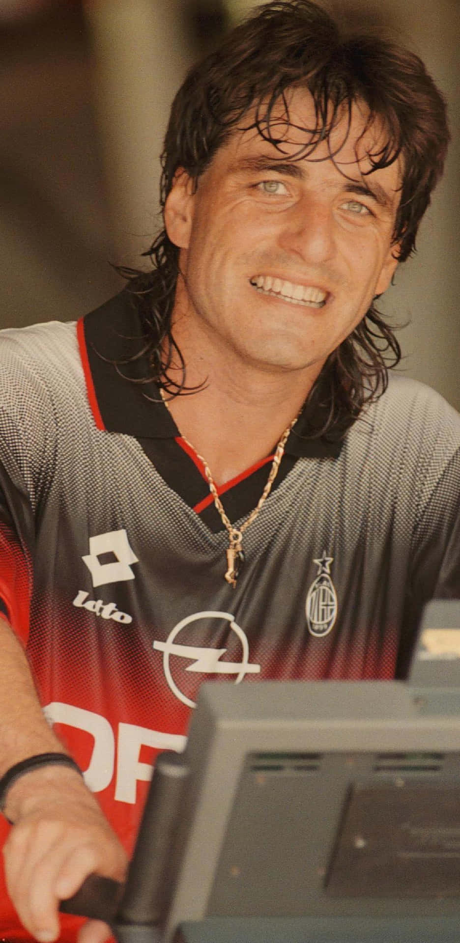 Paolofutre A Milano Nel 1995 Sfondo