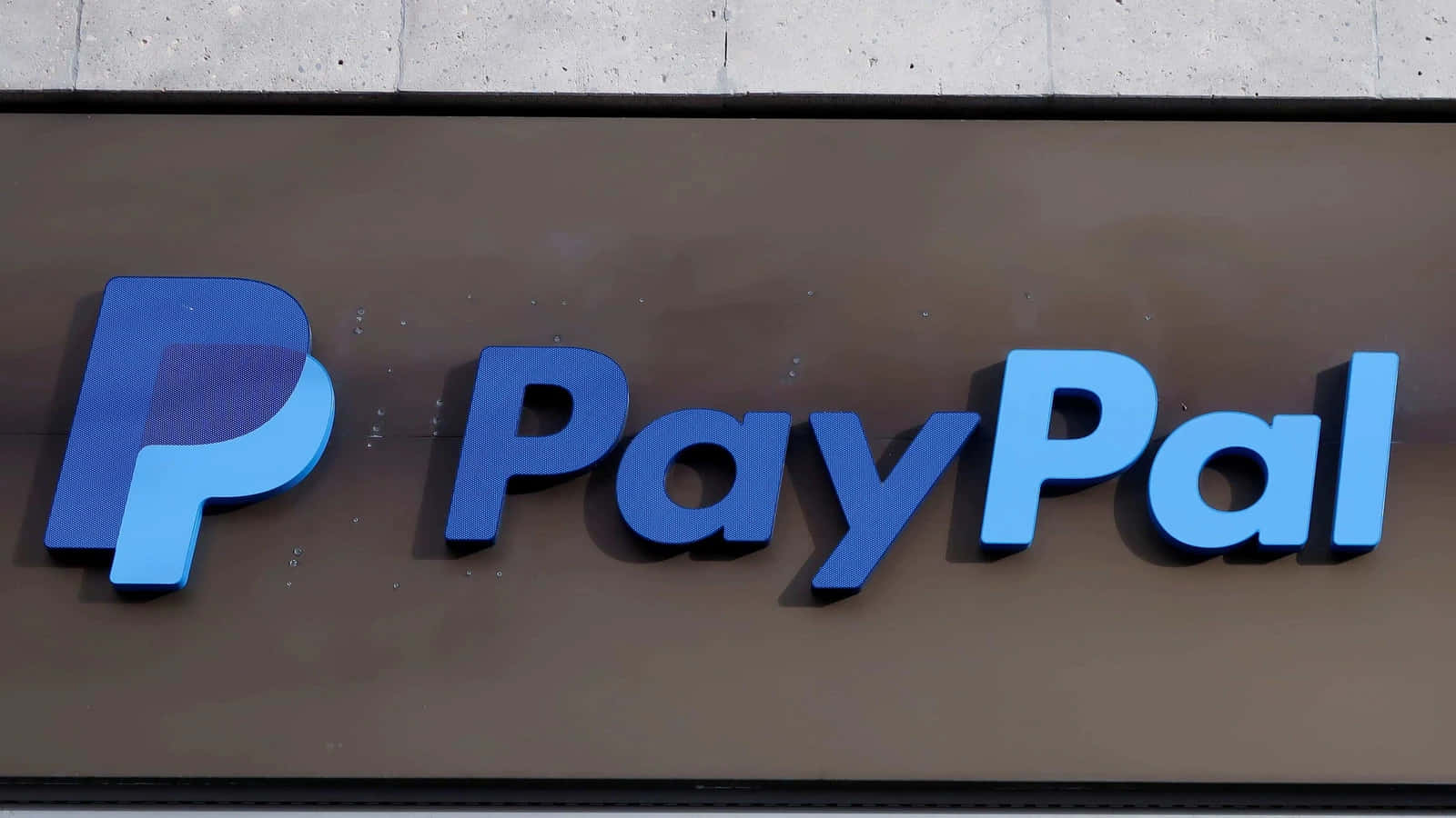 Make secure, easy payments with PayPal