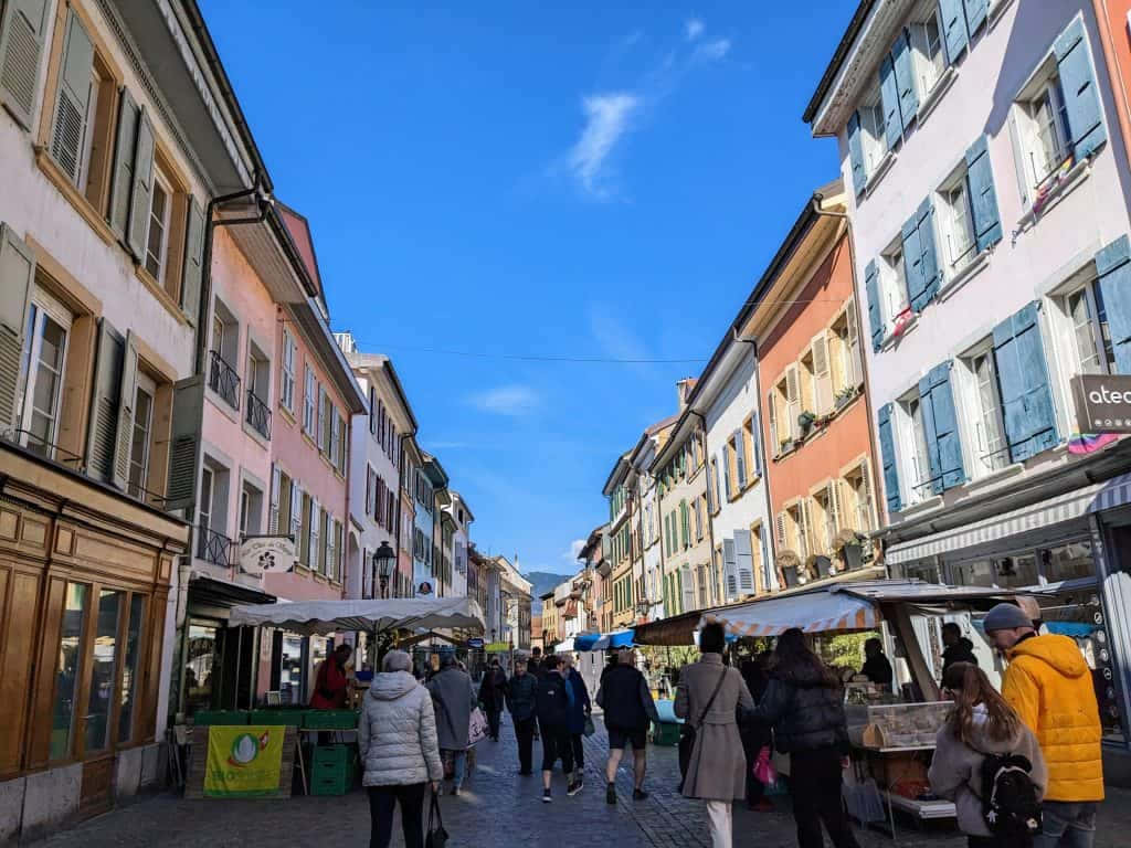 Peaceful Dawn At Yverdon Les Bains Wallpaper