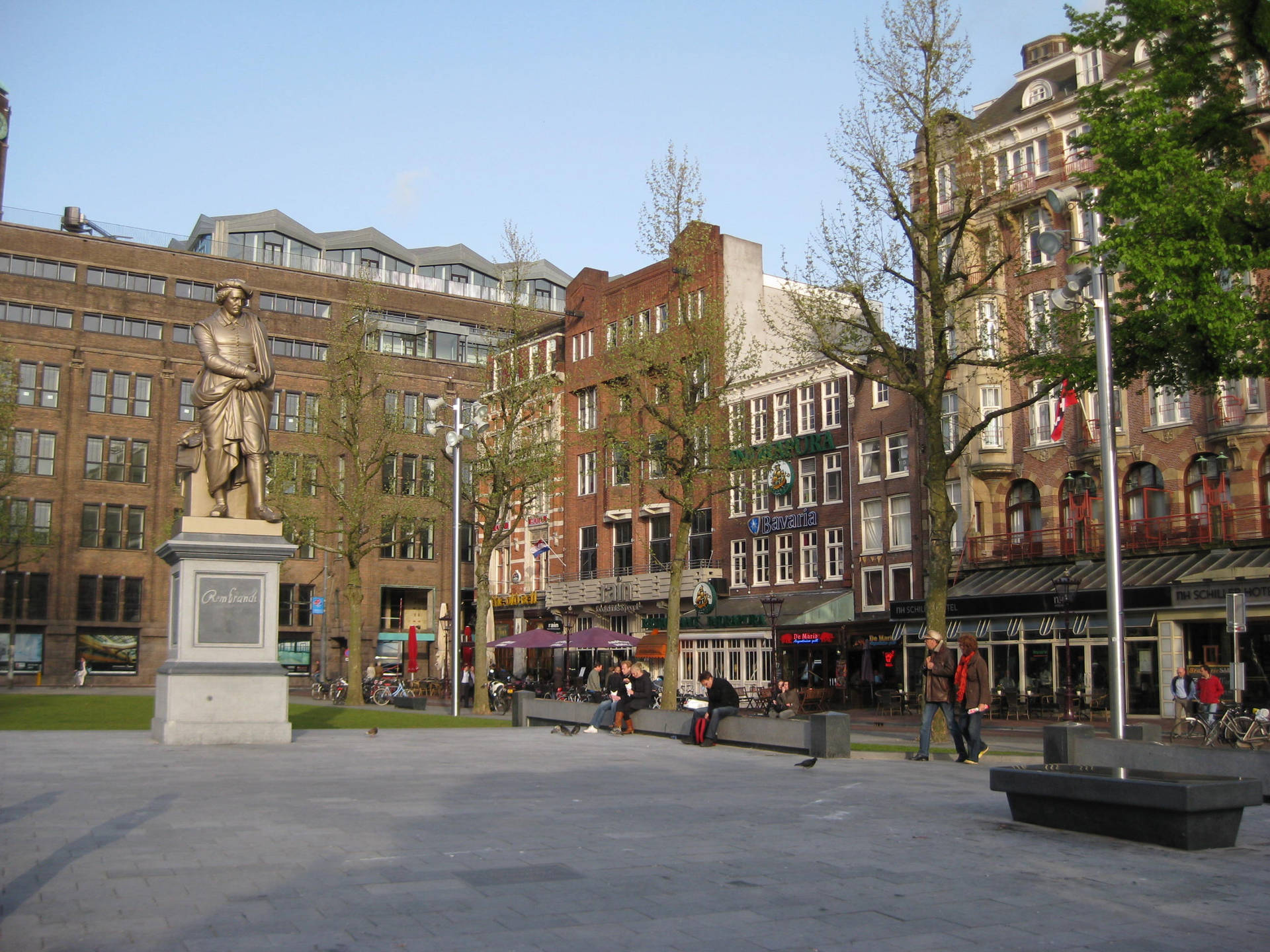 Peaceful Day At Rembrandtplein Amsterdam Picture