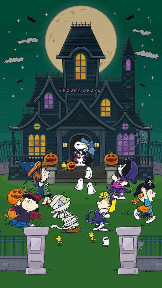 Charlie Brown and friends celebrating Halloween Wallpaper