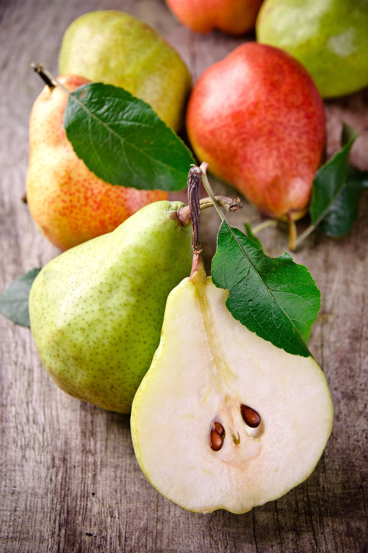 Pears On Wooden Table Wallpaper