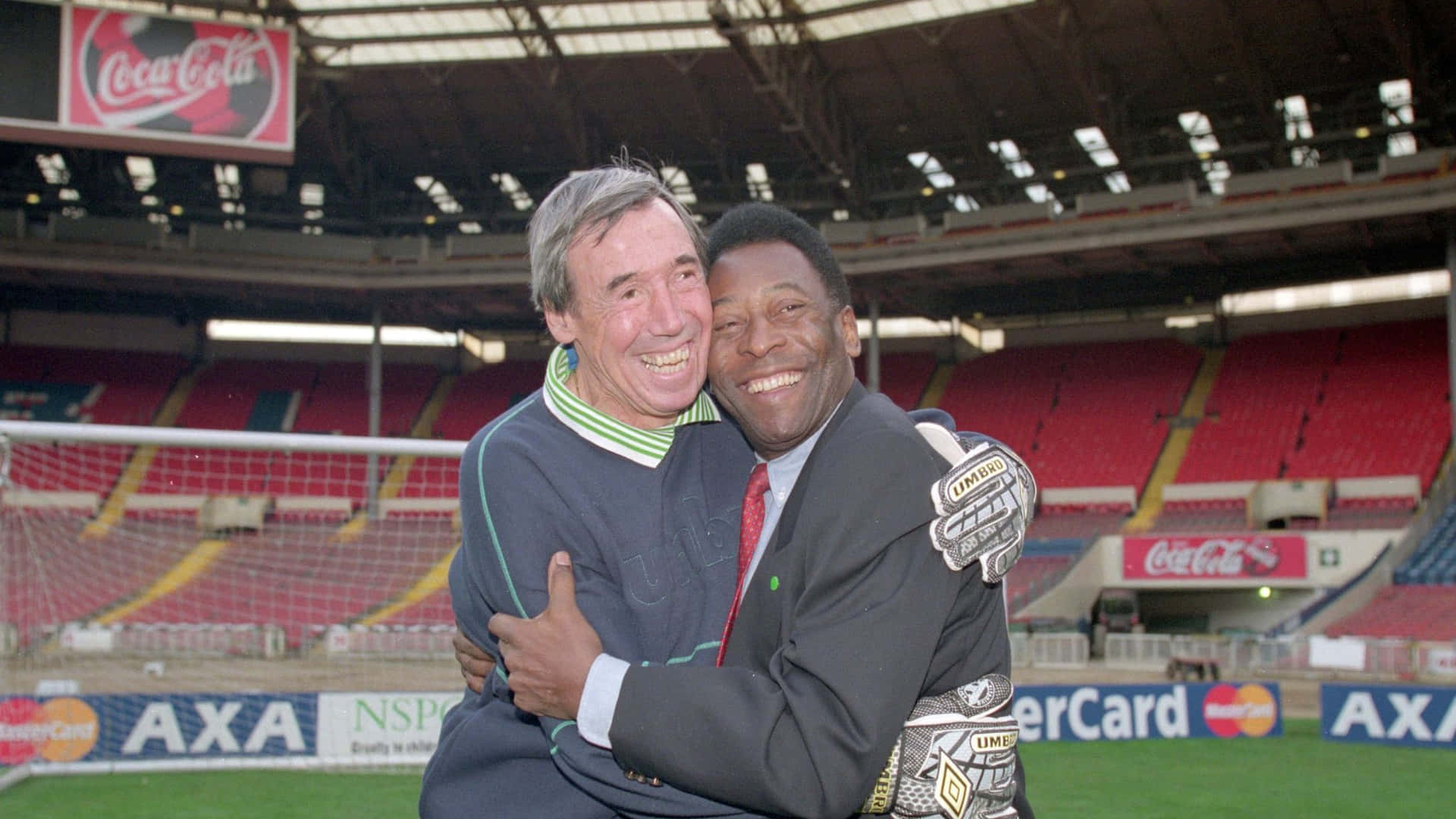 Pele And Gordon Banks Hugging Wallpaper