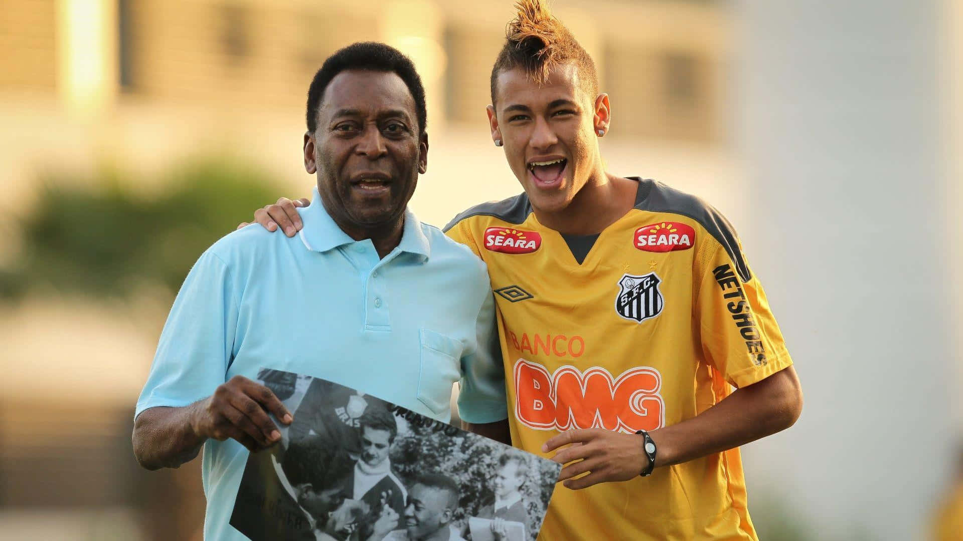 Pele En Jonge Voetballer Met Foto Achtergrond