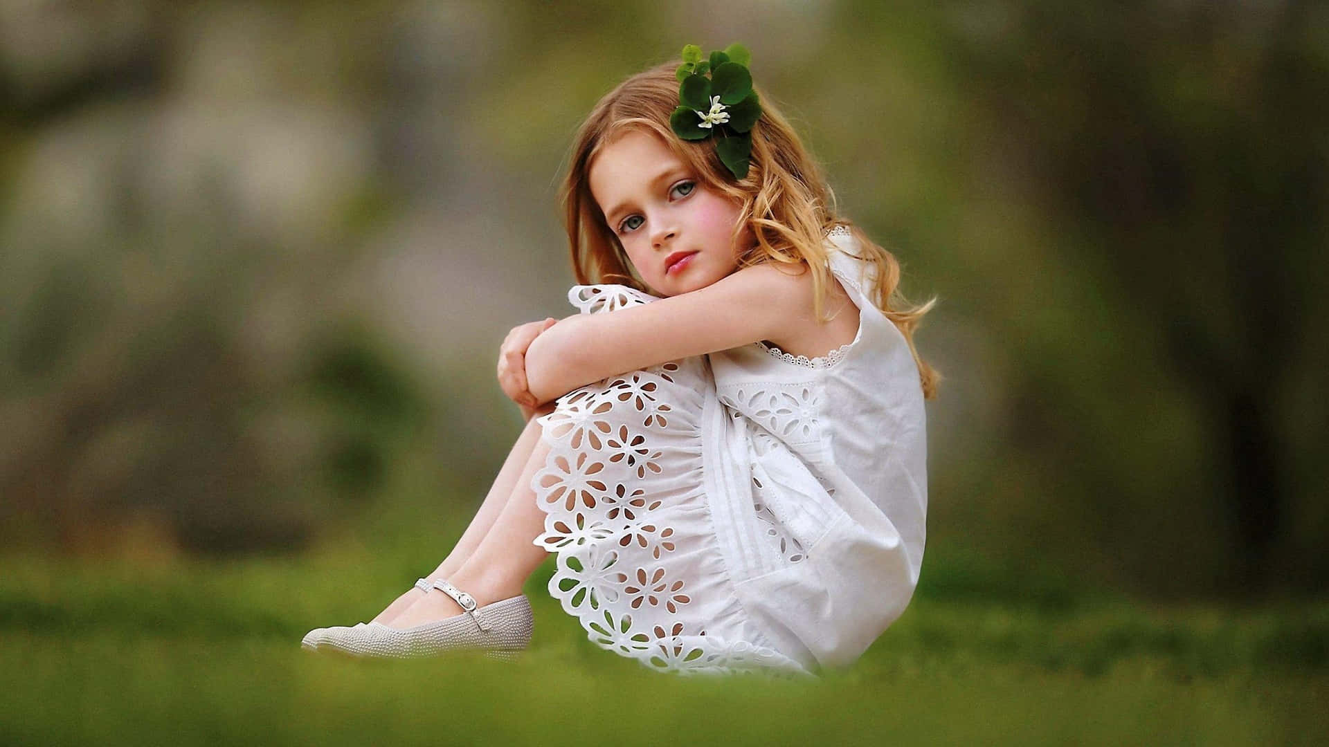 Pensive Young Girlin Nature.jpg Wallpaper