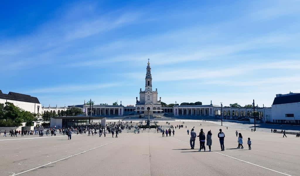 People In Front Of Fatima Sanctuary Picture