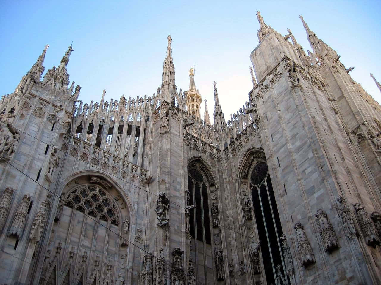 Catedralde Milán Perfecta Fondo de pantalla