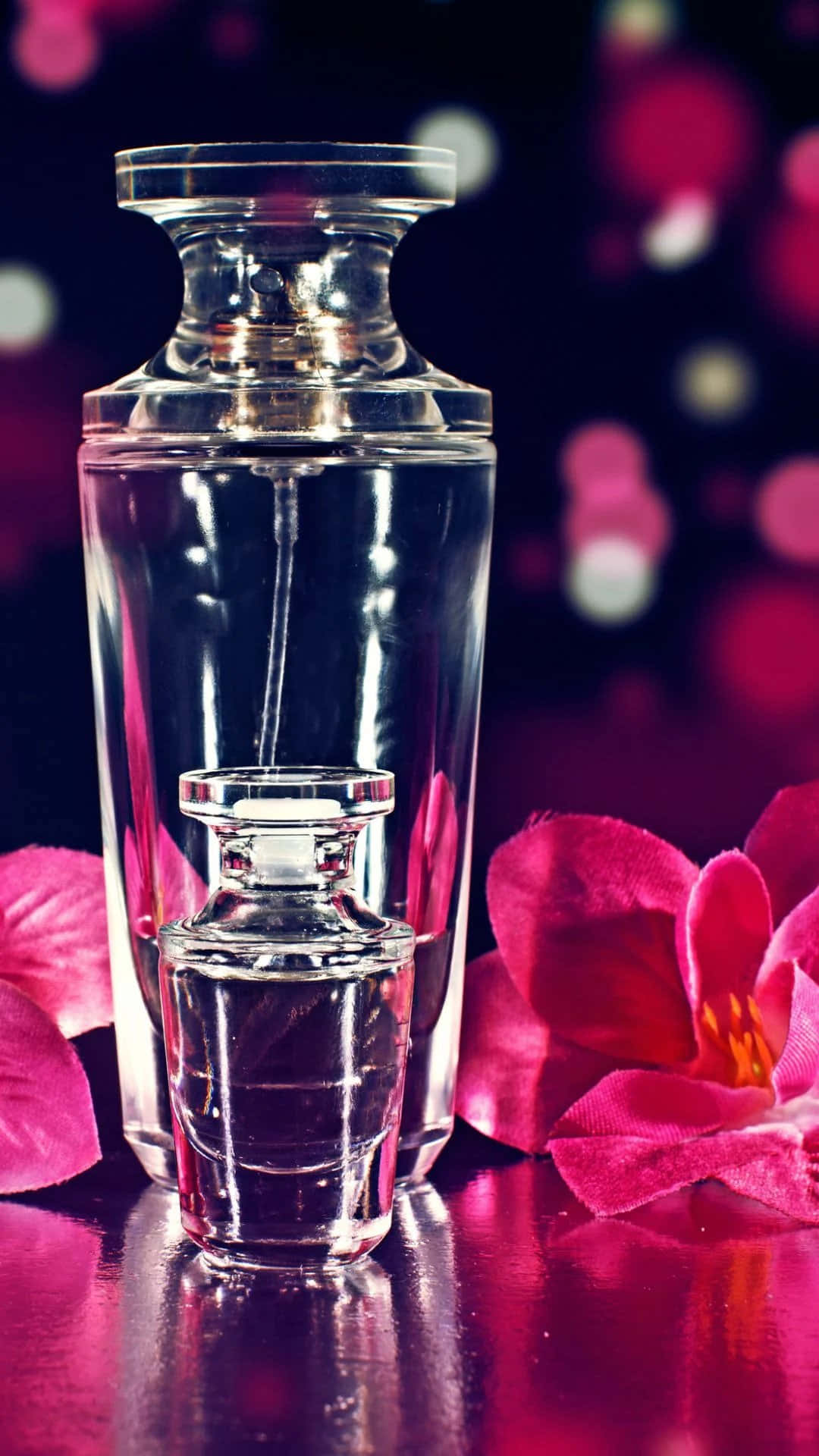 Experimentandola Fragancia De Lujo De Este Exquisito Perfume.
