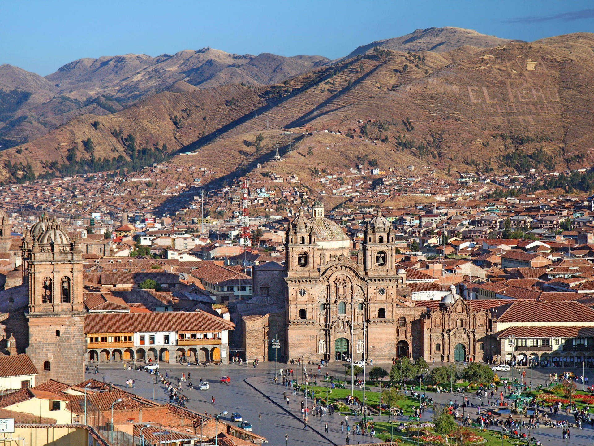 Paisajede La Ciudad De Cuzco En Perú. Fondo de pantalla
