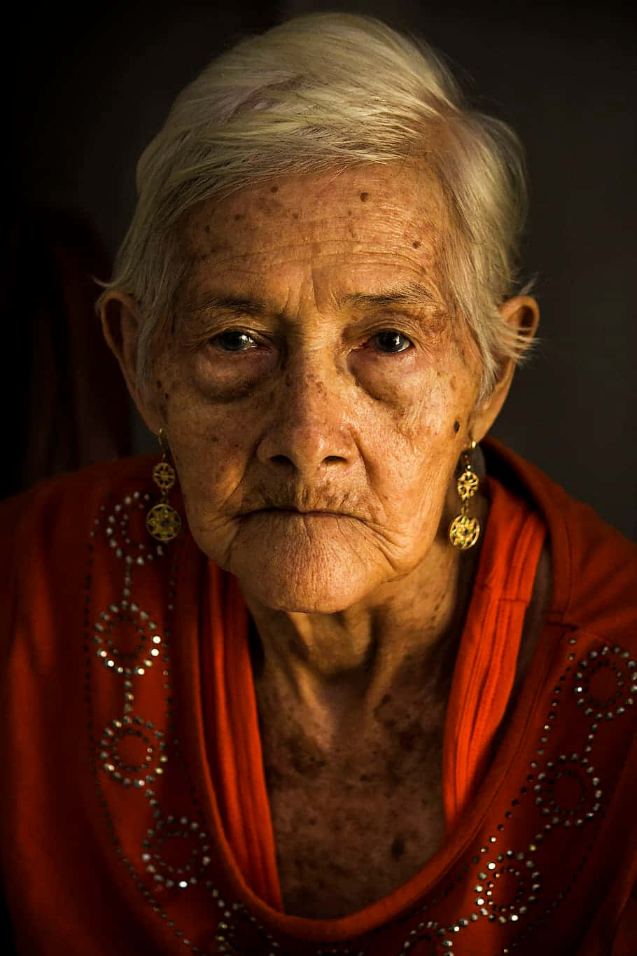 Peruvian Old Lady Closeup Wallpaper