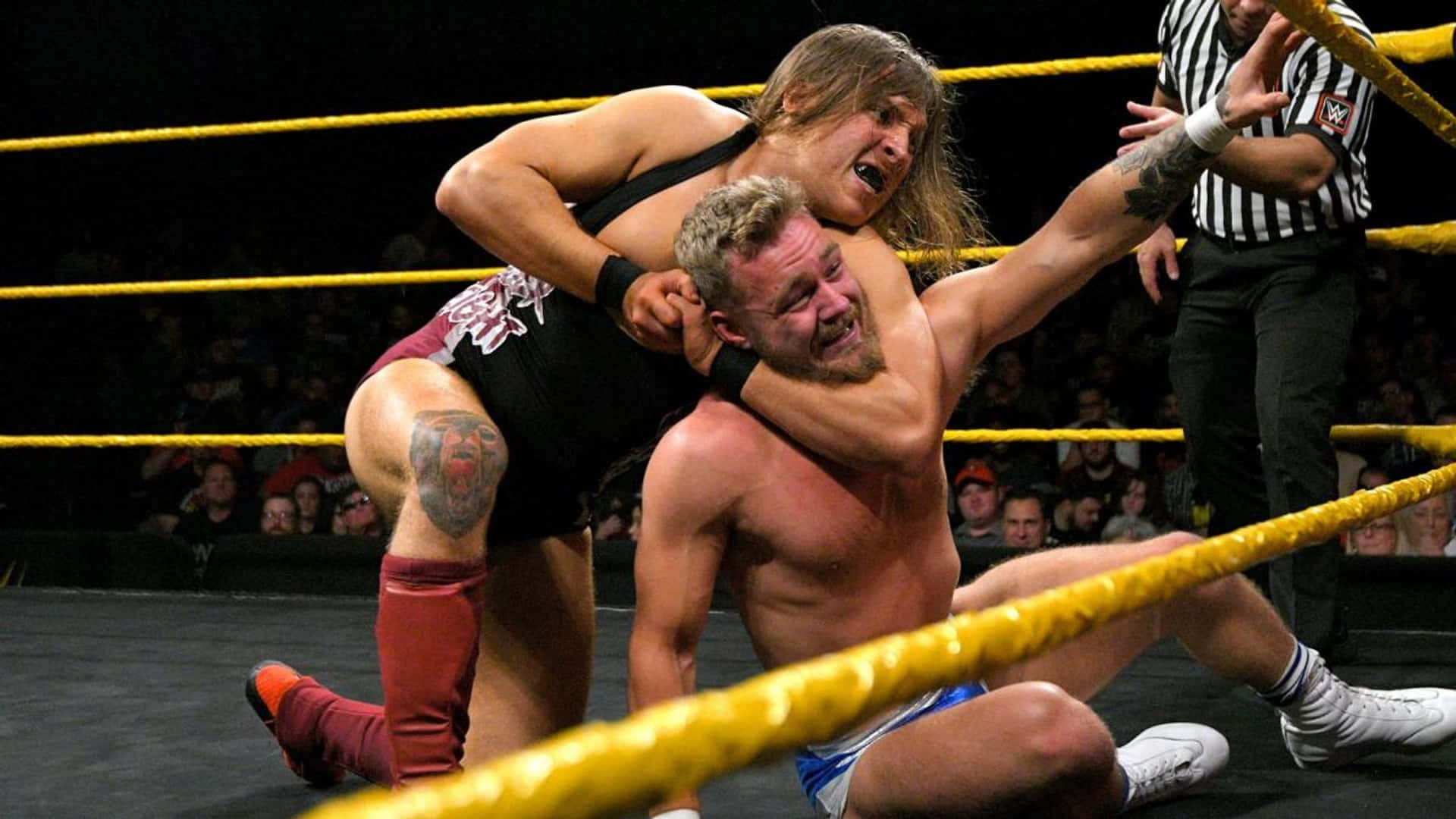 Pete Dunne Choke Hold Picture