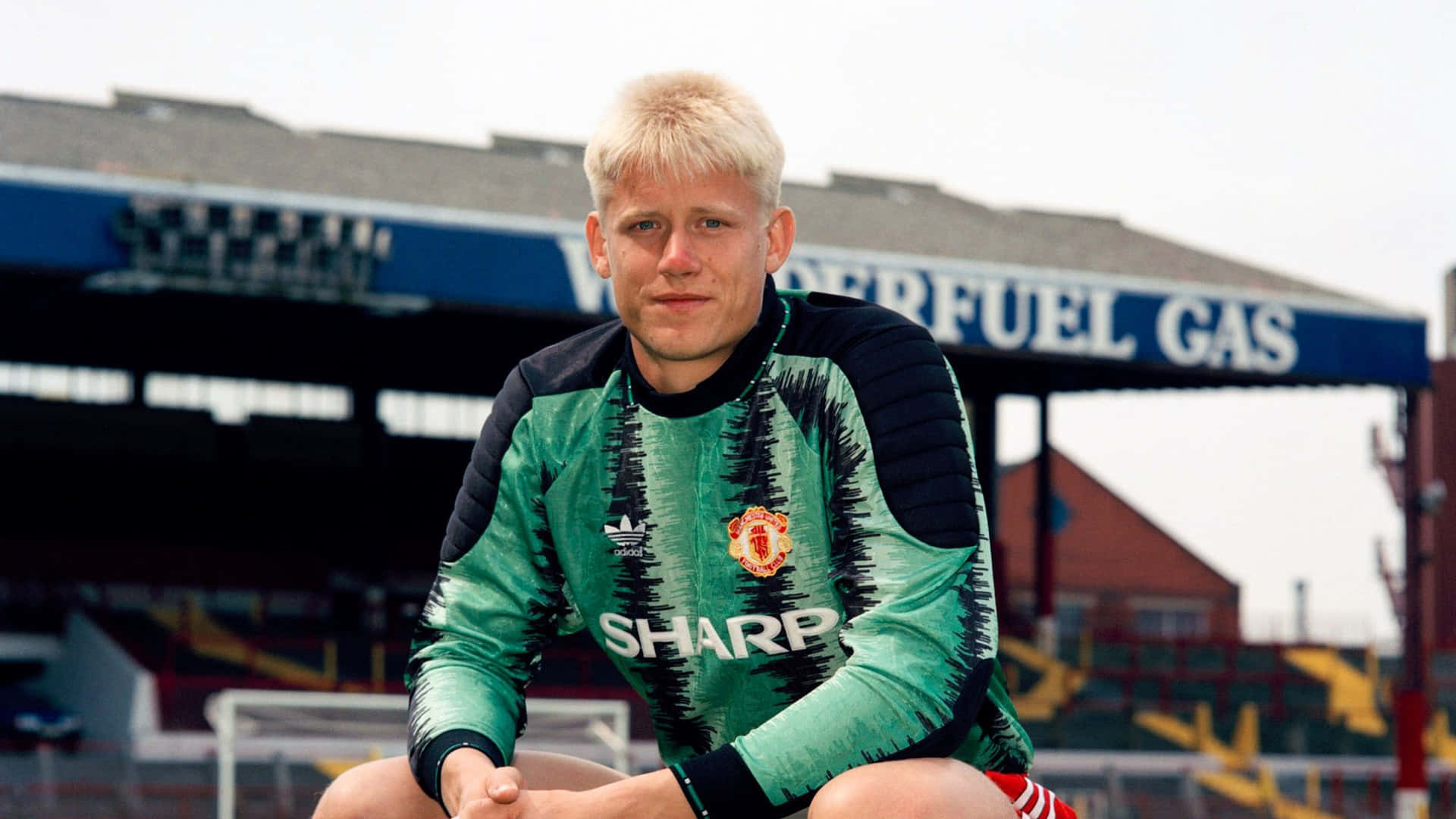 Peter Schmeichel Young Photo Wallpaper