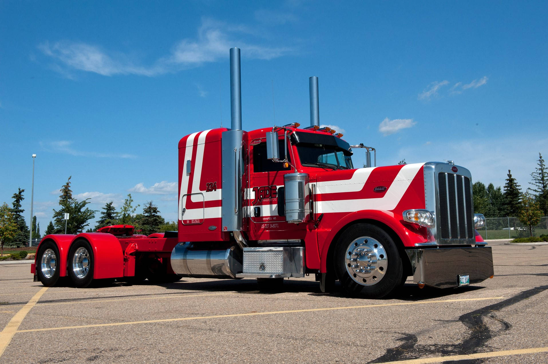 Red And White Stripes Peterbilt Wallpaper