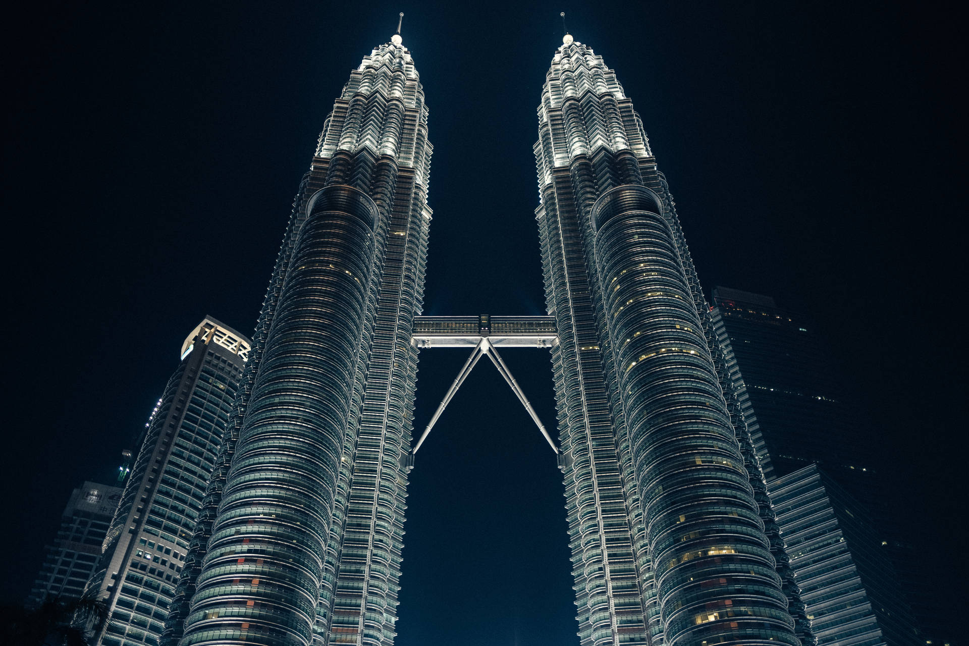 Arranha-céu Petronas Towers Papel de Parede