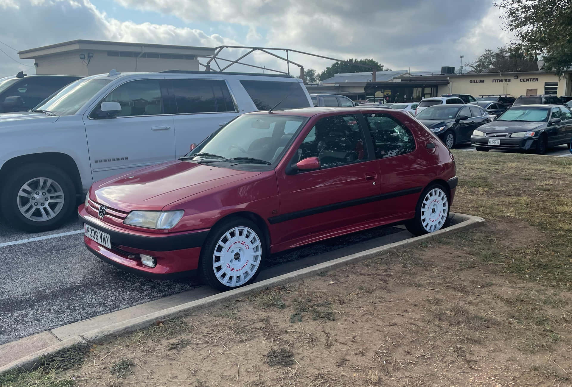 Peugeot 306 I Solnedgangen Bakgrunnsbildet