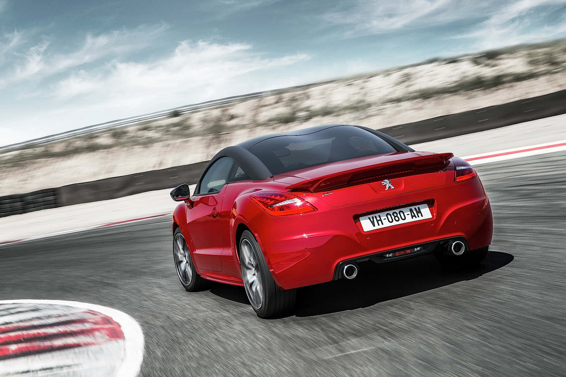 "peugeot Rcz Cruising In The City" Wallpaper