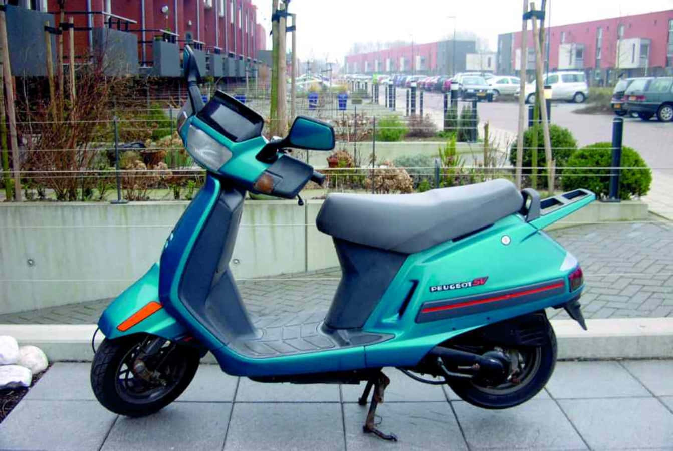 Peugeot Scooter Urban Setting Wallpaper