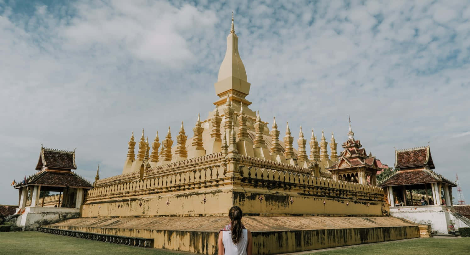 Pha That Luang Temple In Vientiane Wallpaper