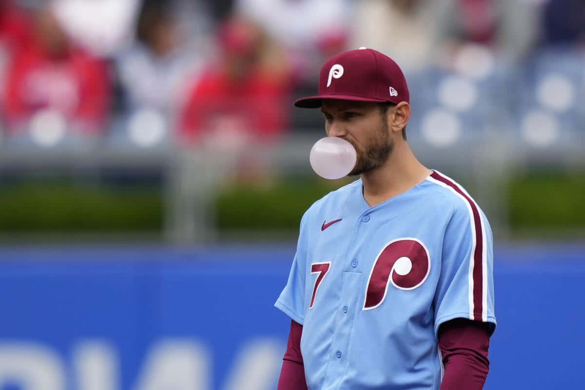 Phillies Player Blowing Bubble Wallpaper