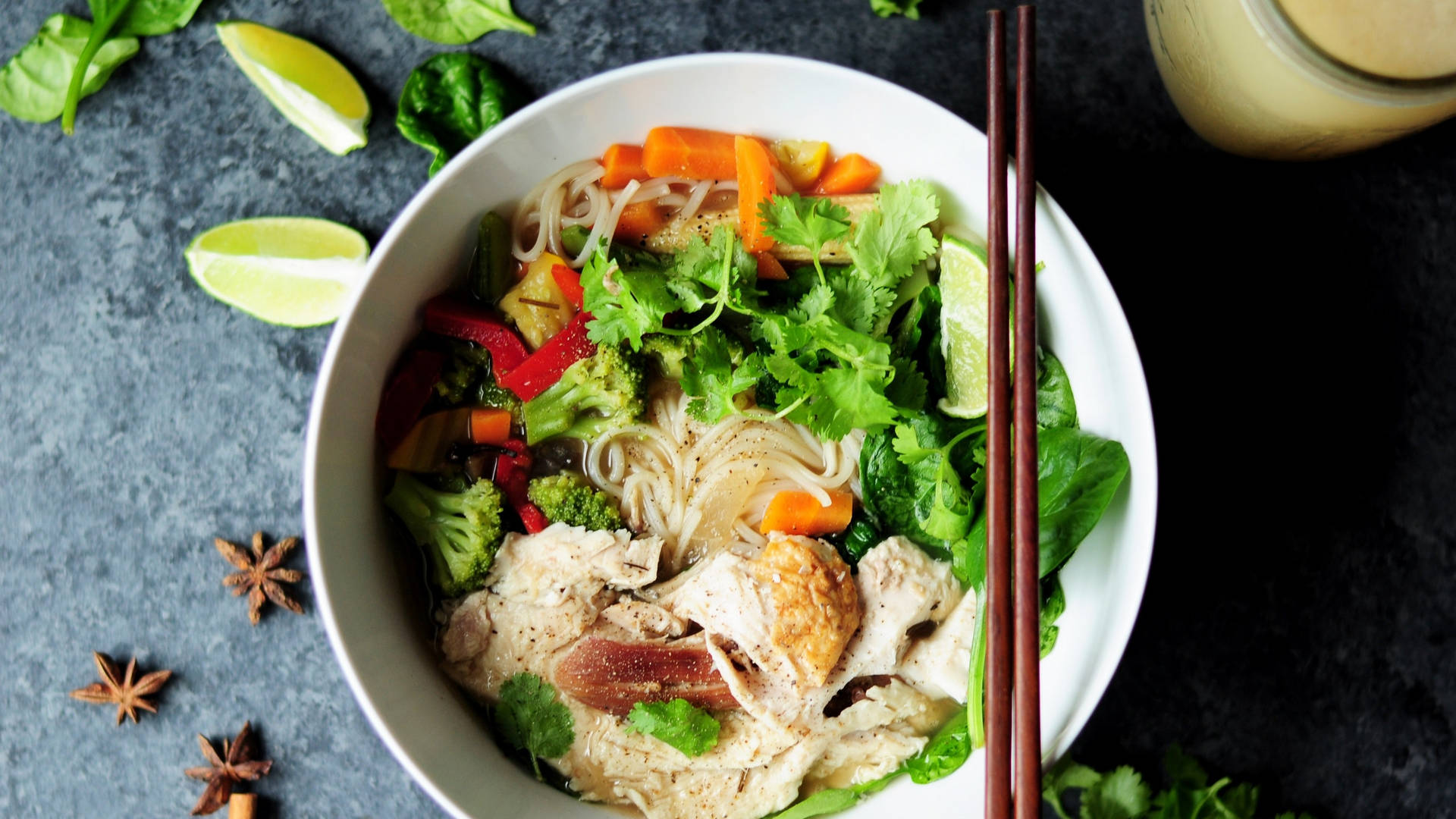 Pho Topped With Fresh Vegetables Wallpaper
