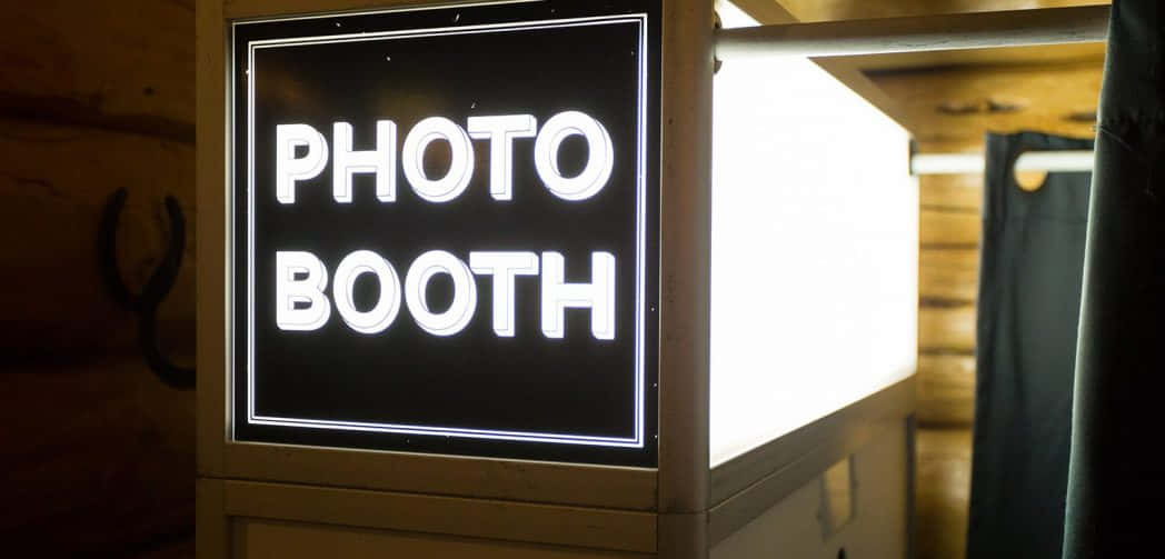 Fun photo memories with friends captured in a Photobooth