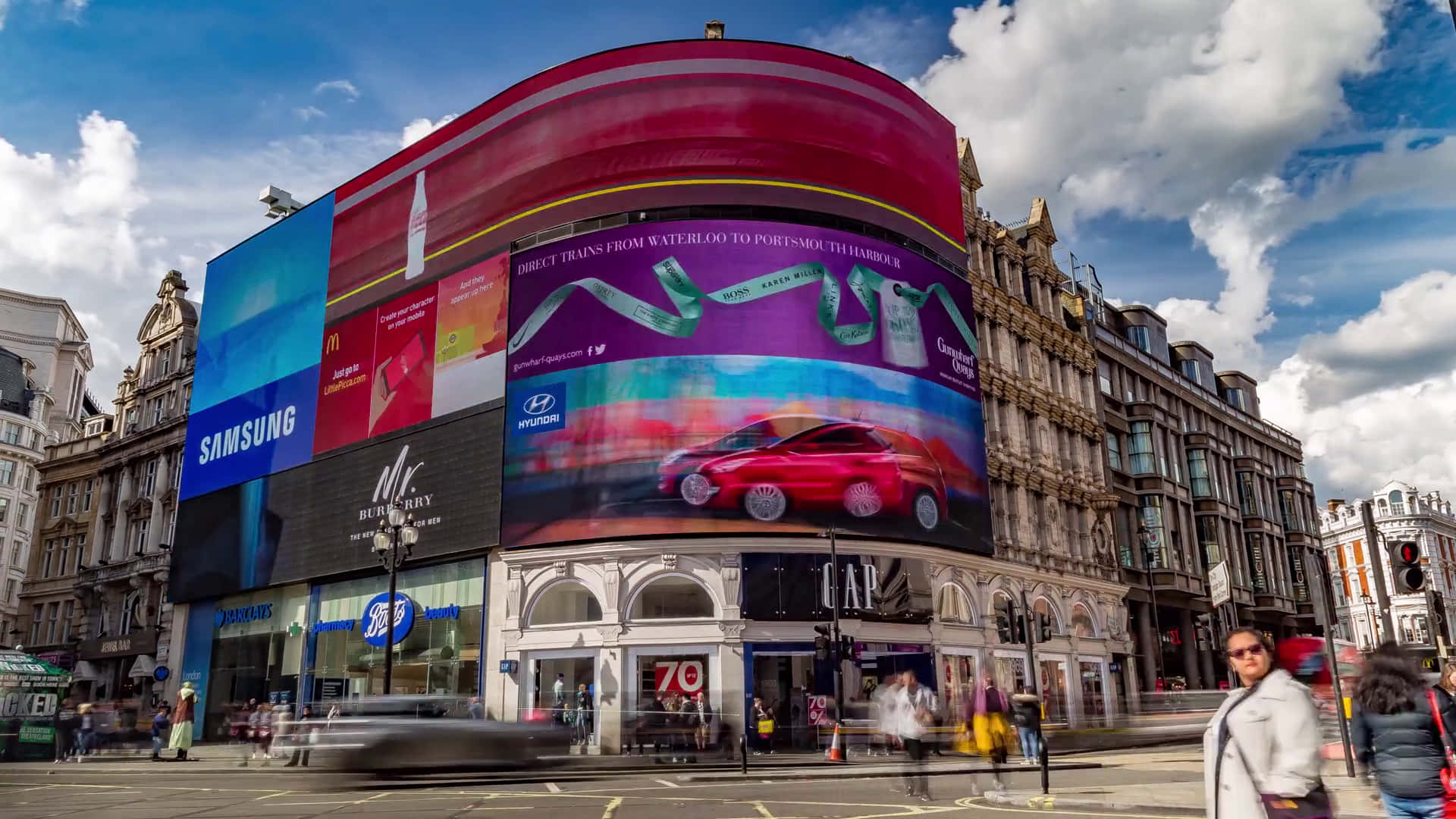 Piccadilly Circus With Motion Blur Wallpaper