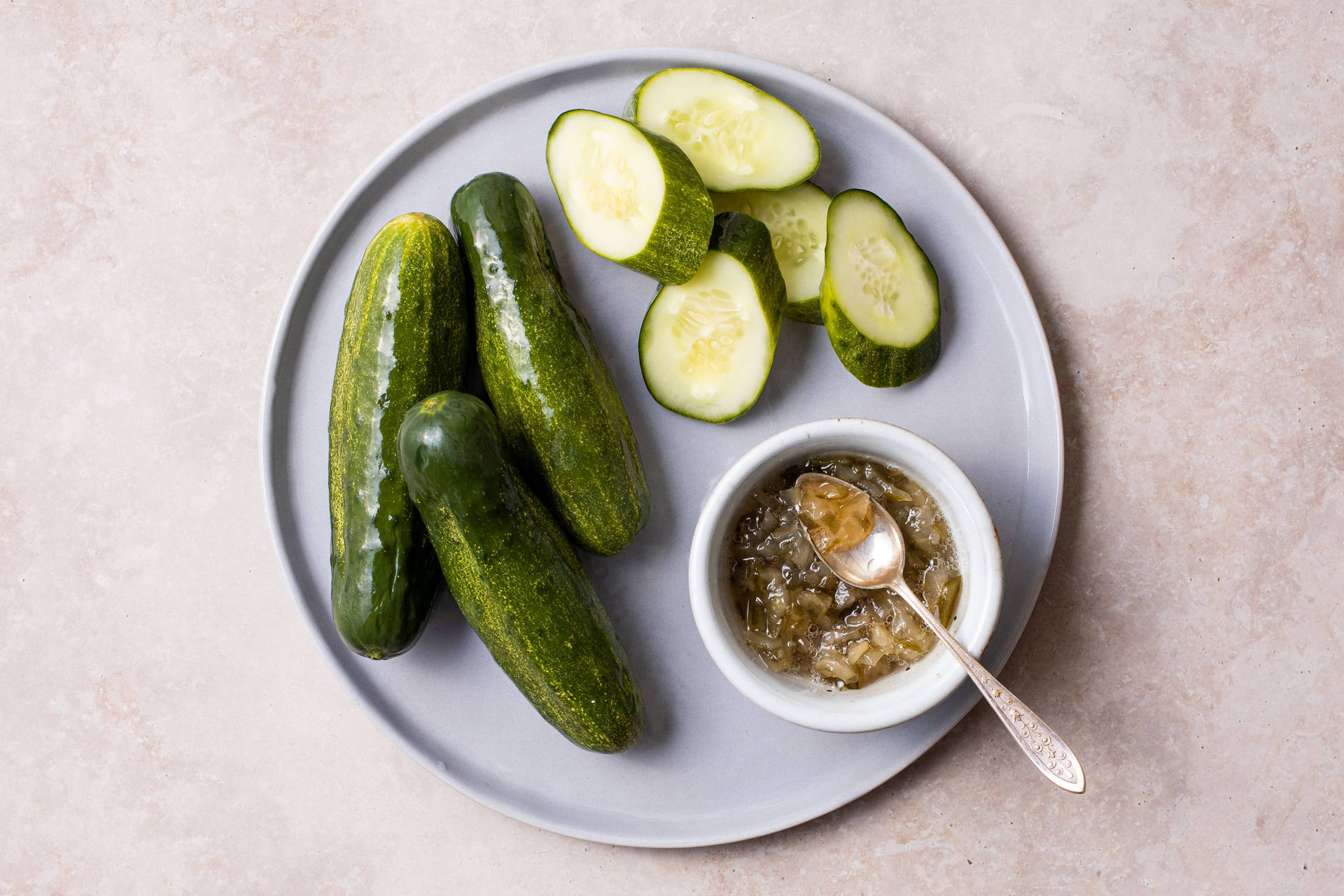 Pickles With Dip