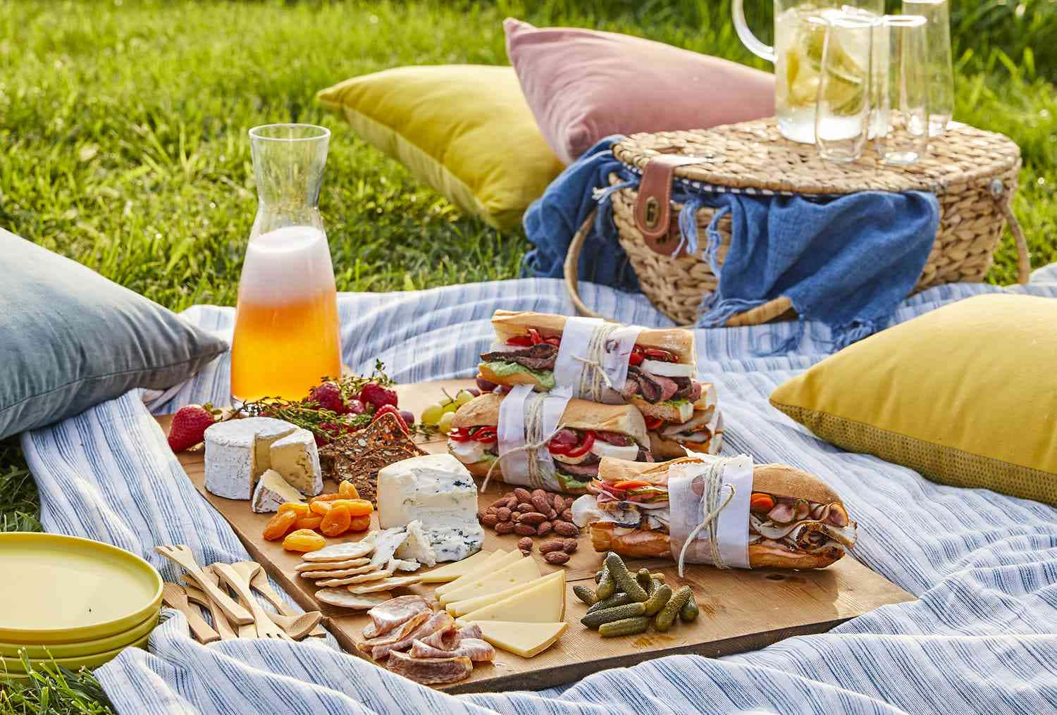 Picknickmed Öl Bild.
