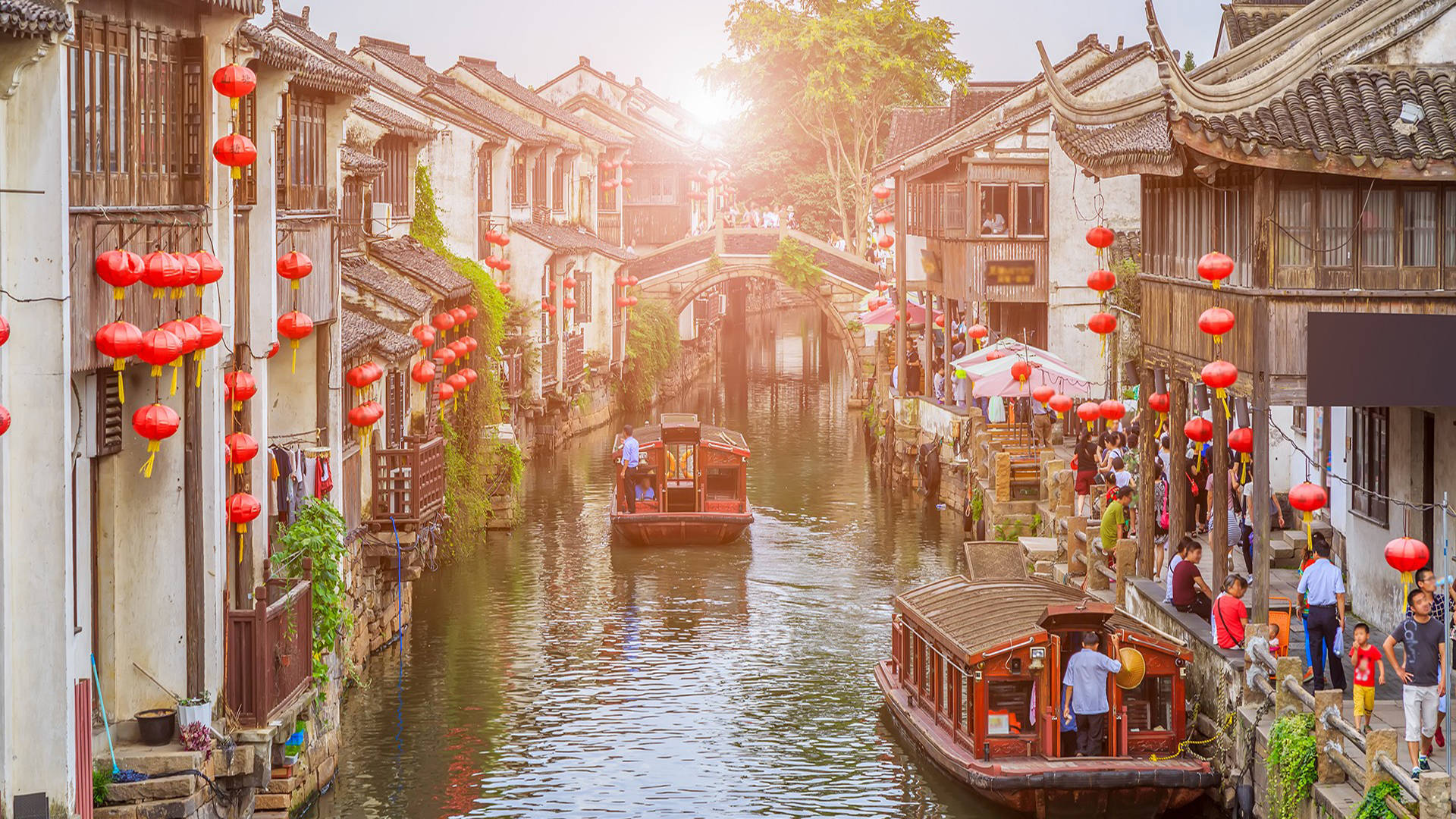 Picturesque Suzhou Canal At Sunset Wallpaper