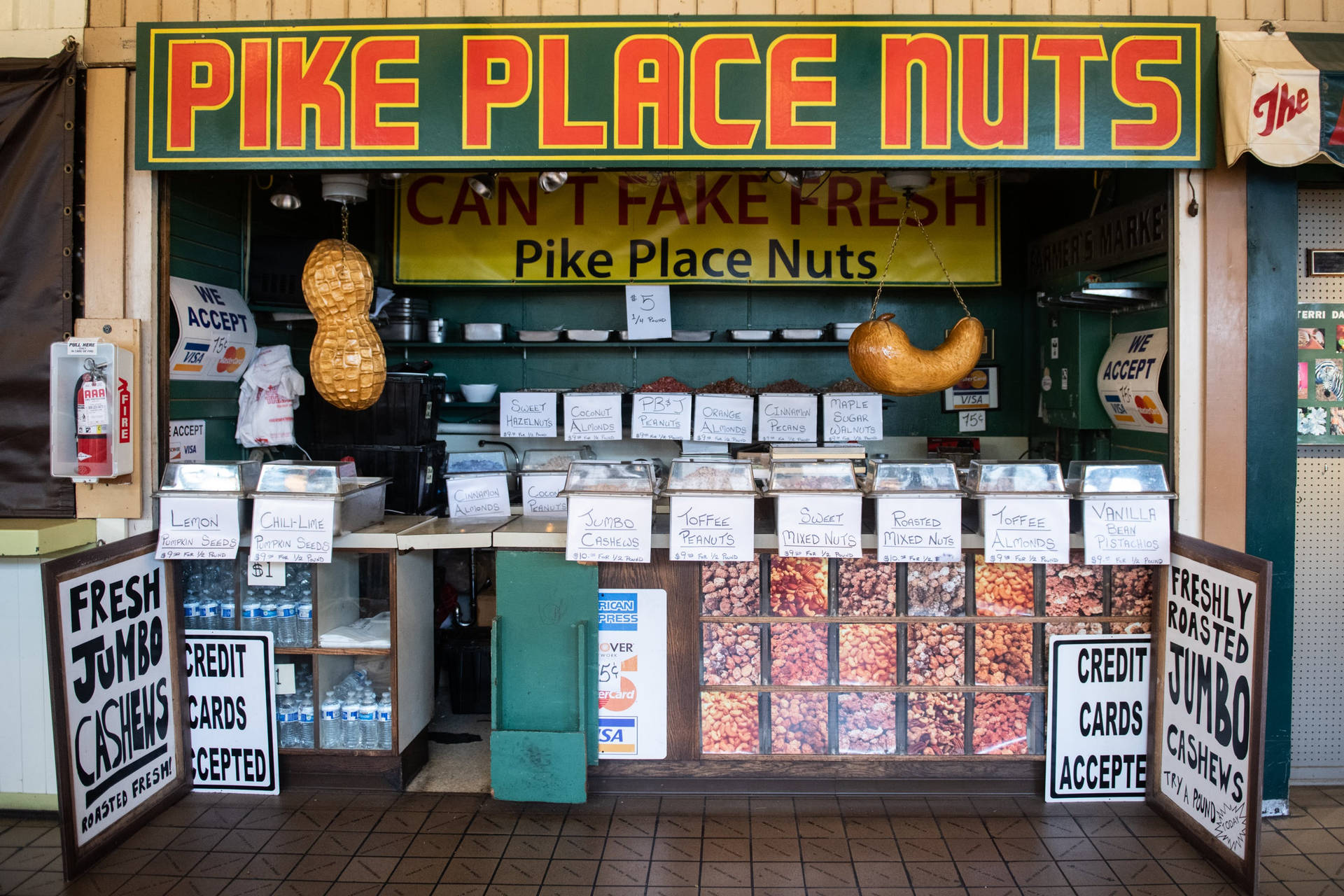 Puestode Frutos Secos En Pike Place Market Fondo de pantalla