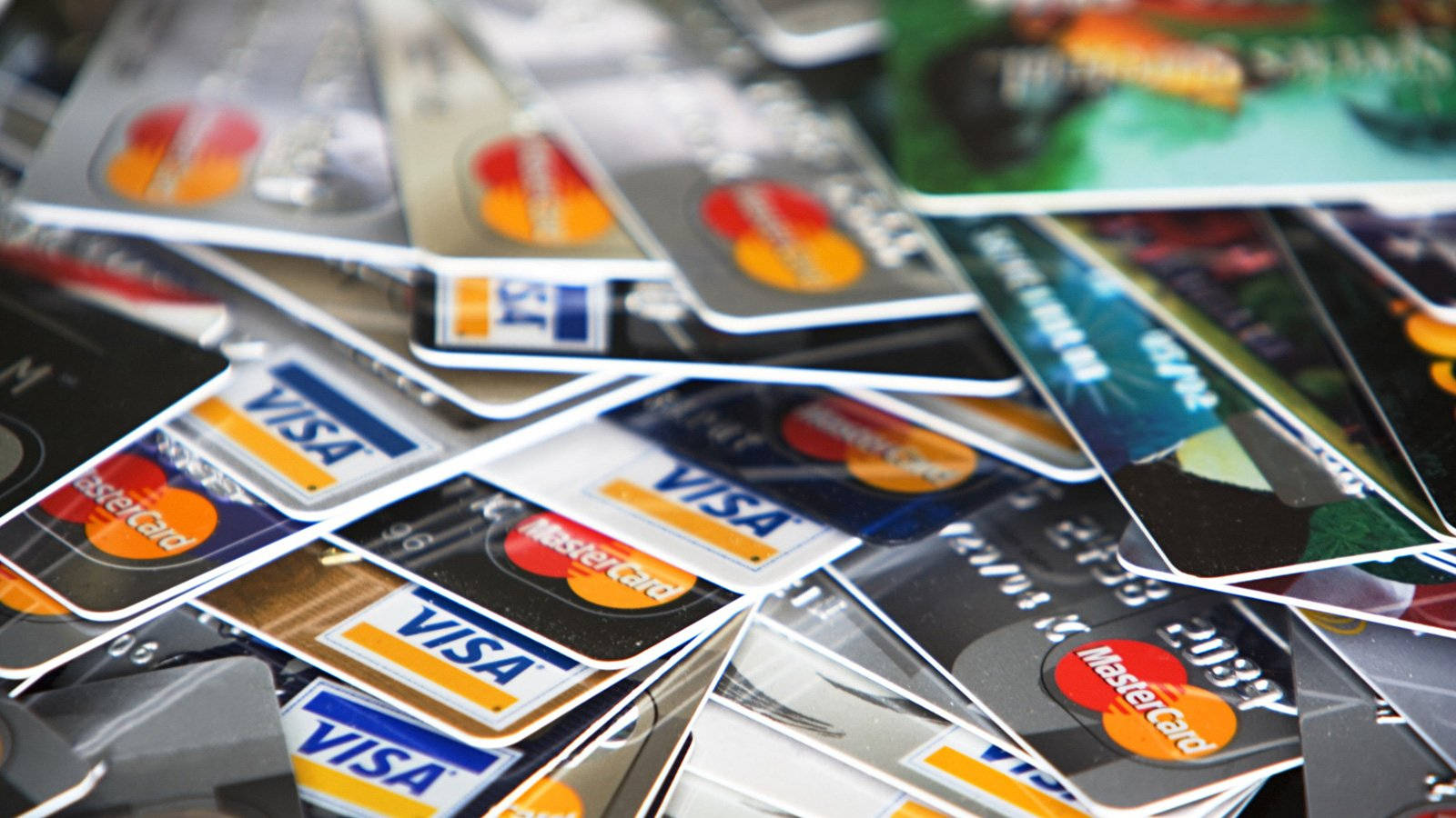 Stak af Mastercard og Visa kreditkort Wallpaper