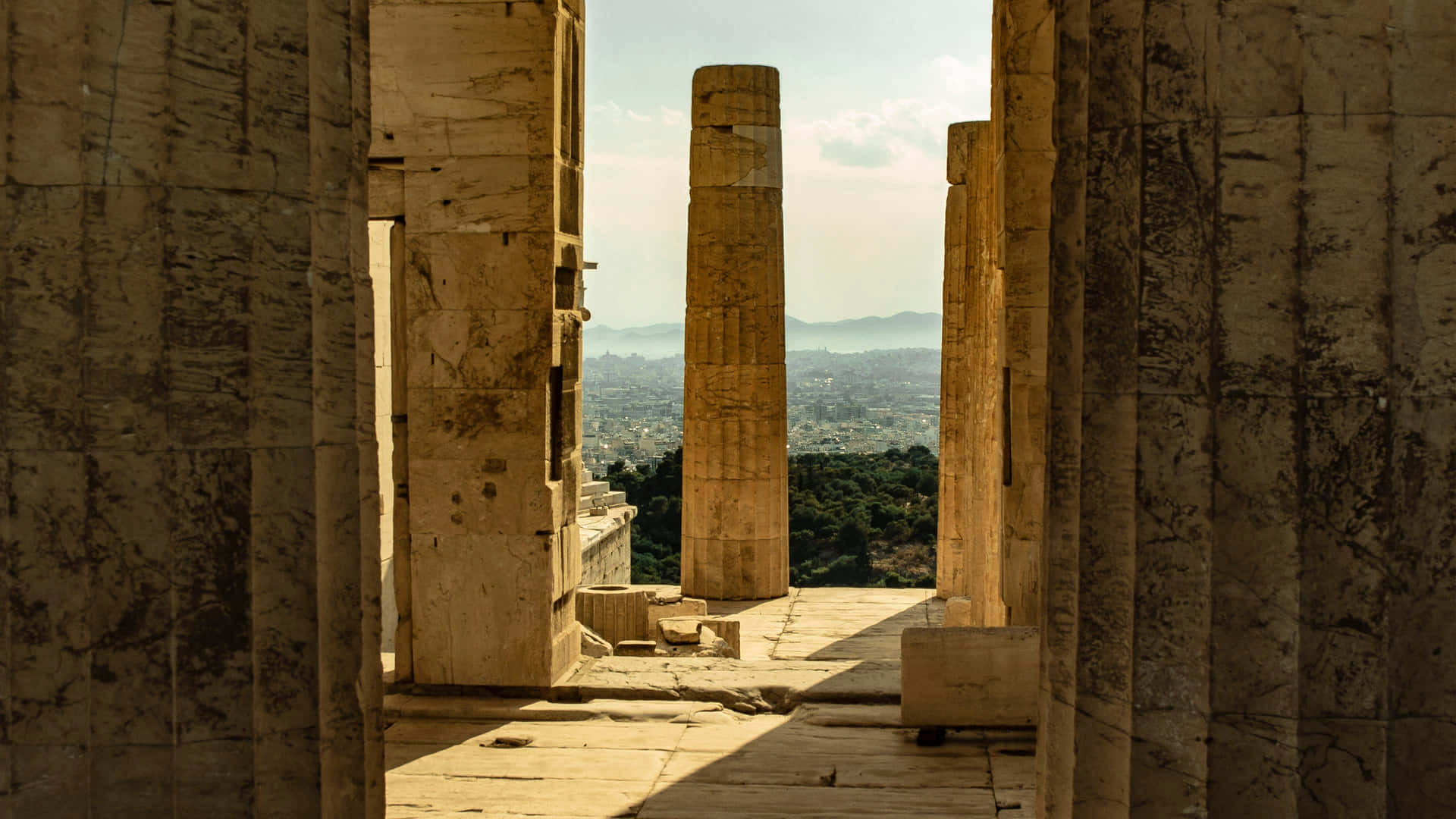 Pillar Without Beam In Acropolis Wallpaper