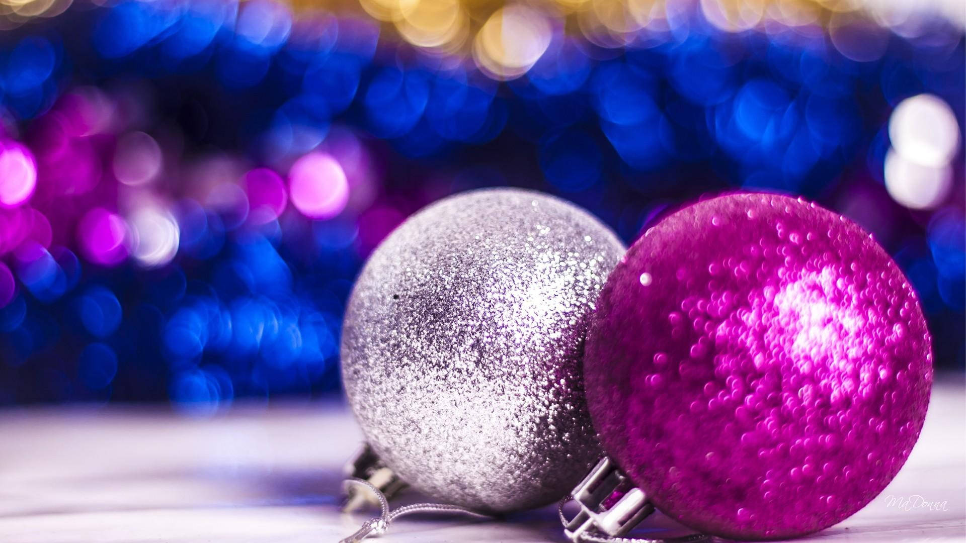 Pink And White Christmas Balls Sparkle Wallpaper