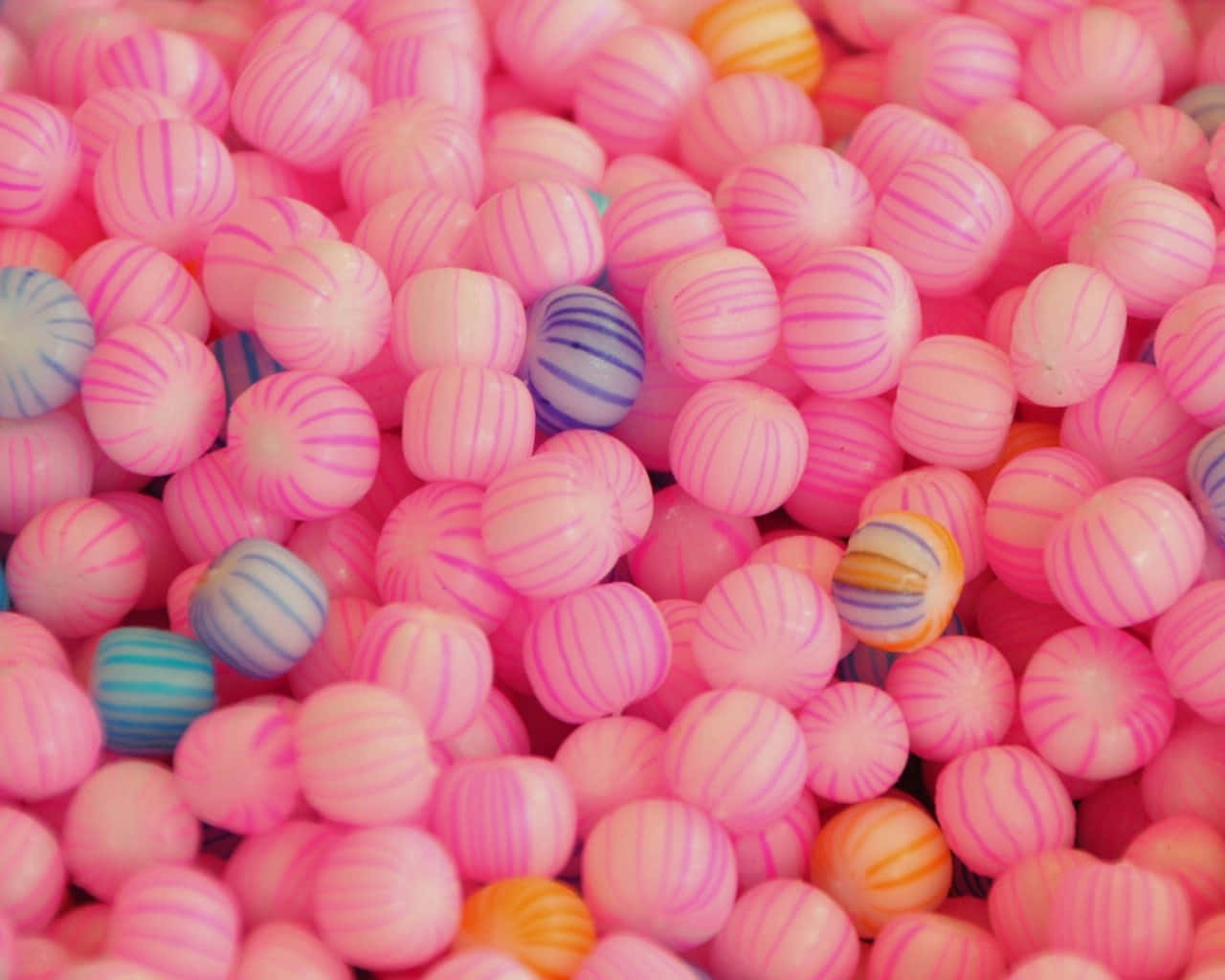 Sweet Pink Candy Explosion Wallpaper