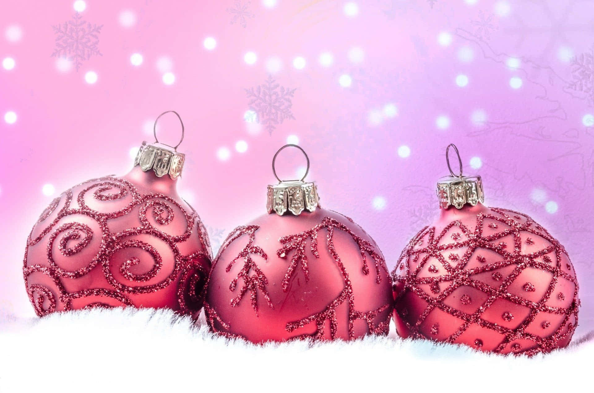 Bolasdecorativas De Navidad En Color Rosa. Fondo de pantalla