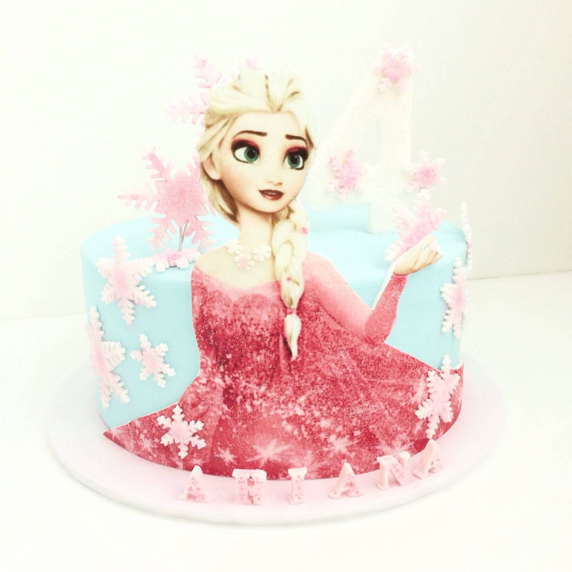 Pink Elsa Frozen Cake Wallpaper