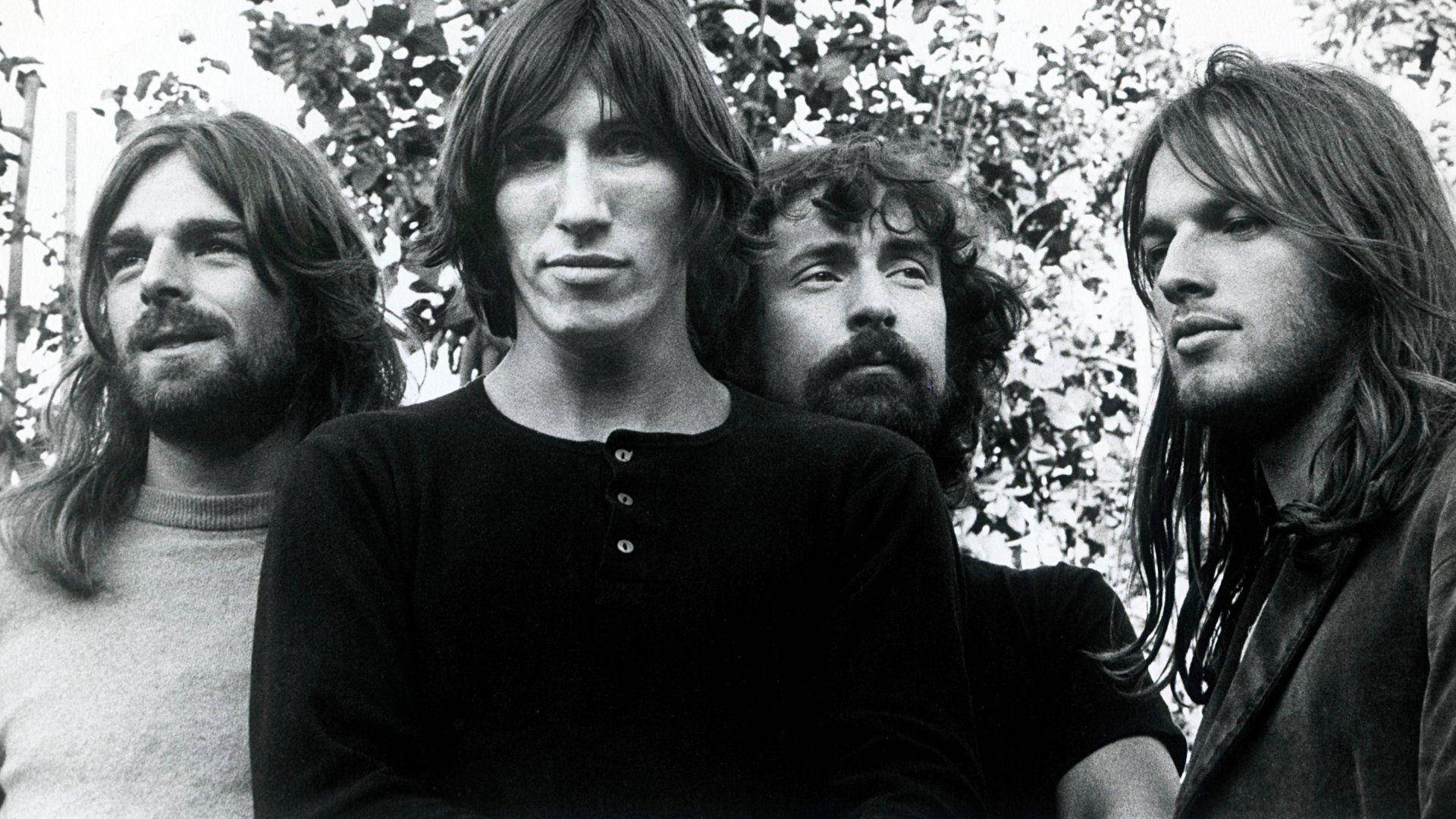 Pink Floyd 4k Black And White Aesthetic Wallpaper