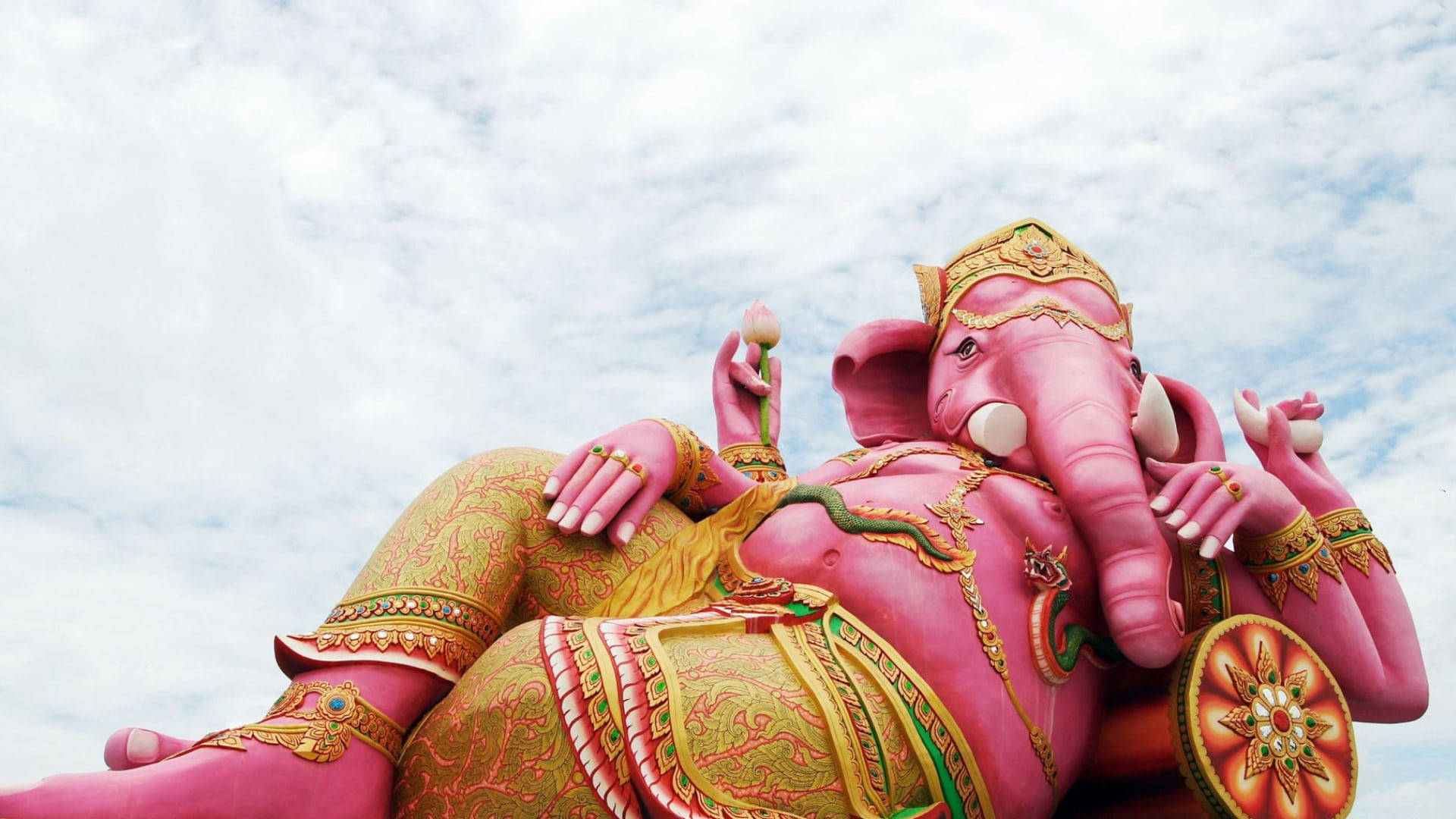 Estatuade Ganesh En Color Rosa, En Alta Definición (full Hd). Fondo de pantalla
