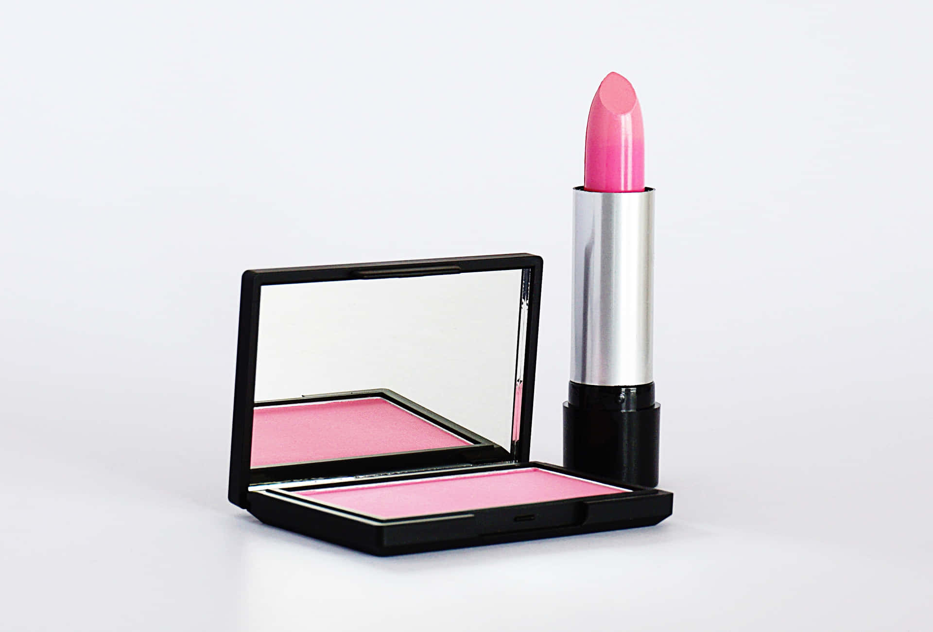 Bold and beautiful pink lipstick Wallpaper